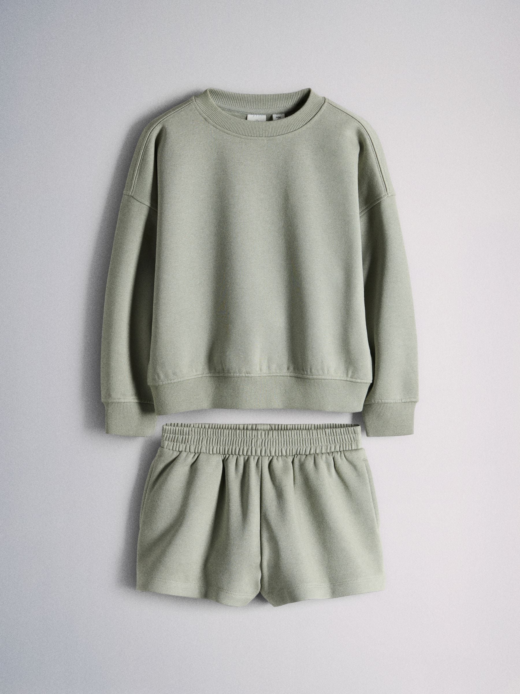 Dsiney Kidz - The Set Long Sleeve Jersey Crew and Shorts Set Green image 1