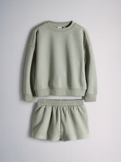 Dsiney Kidz - The Set Long Sleeve Jersey Crew and Shorts Set Green image 1