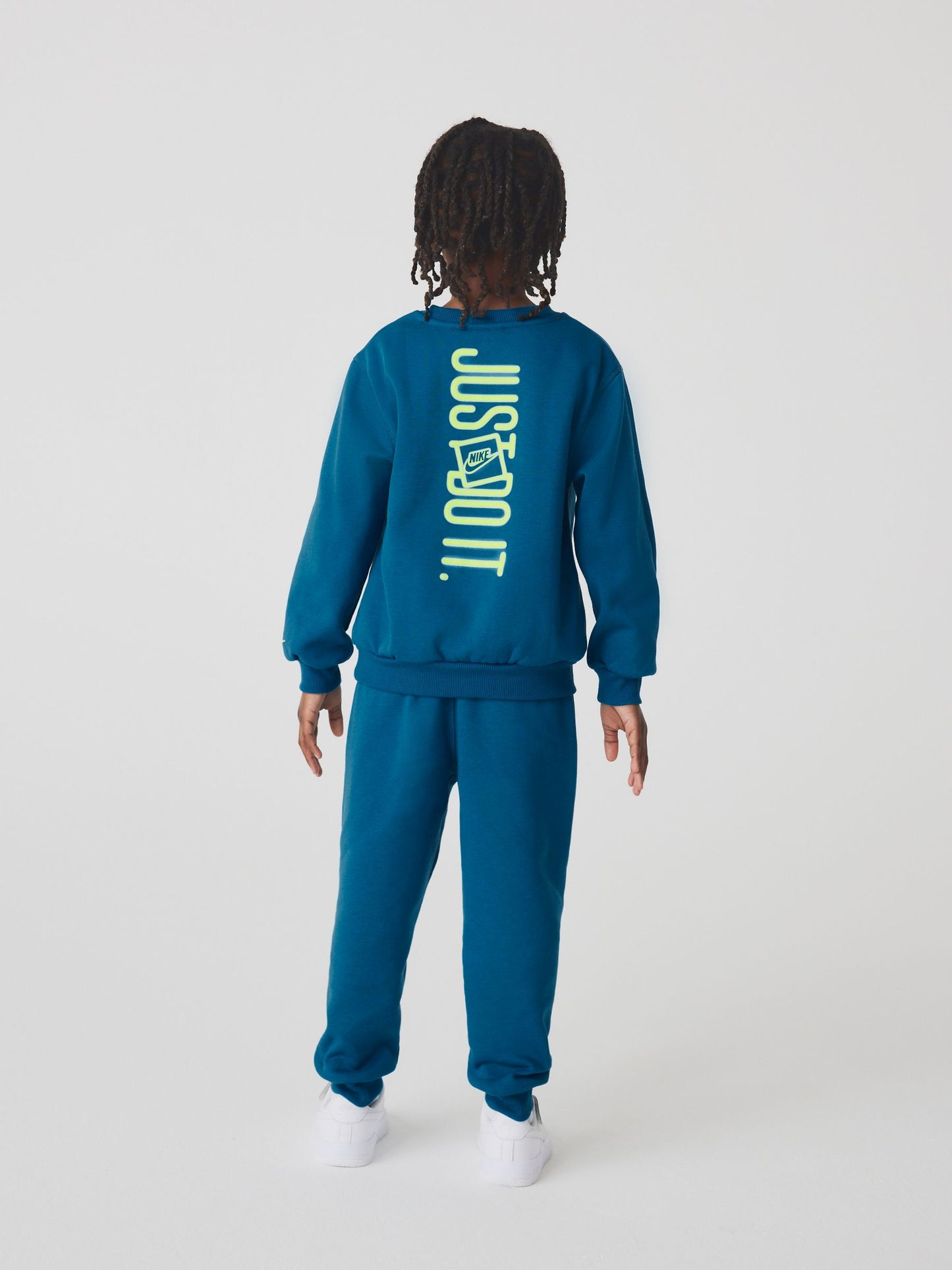 Nike Green Little Kids JDI Crew Joggers and Tracksuit Set image 2