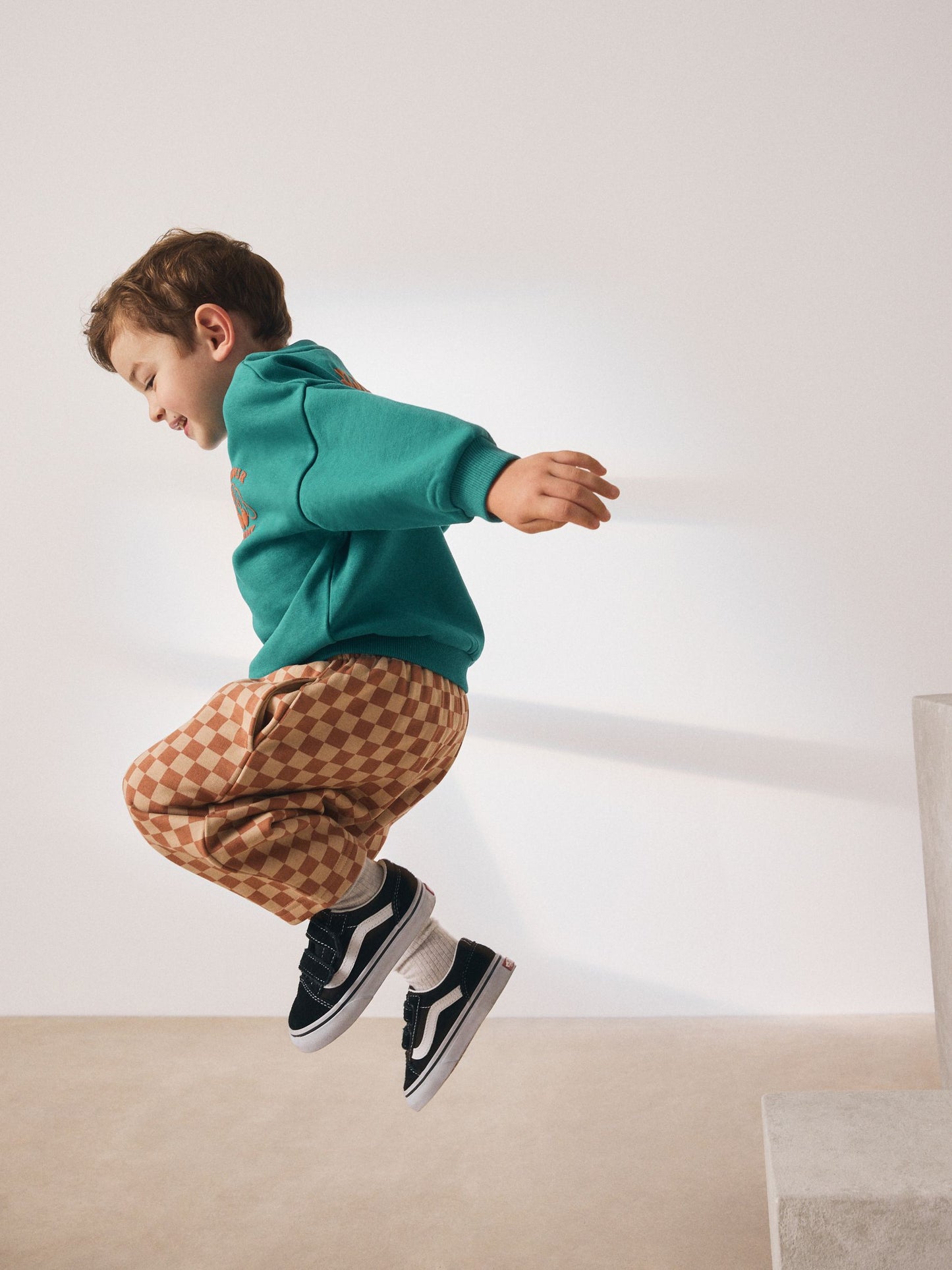 Green Croissant Single Sweatshirt And Stripe Joggers Set (3mths-7yrs) image 4