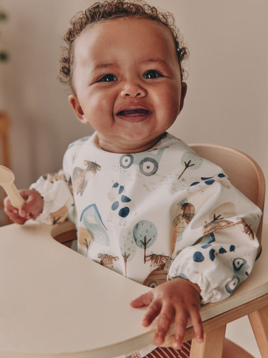 Neutral Weaning And Feeding Sleeved Bib image 3