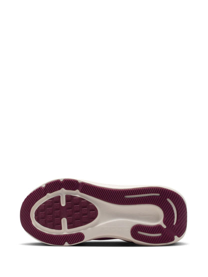 Nike Pink Beet and Bordeaux Red Junior Stellar Ride Trainers image 8