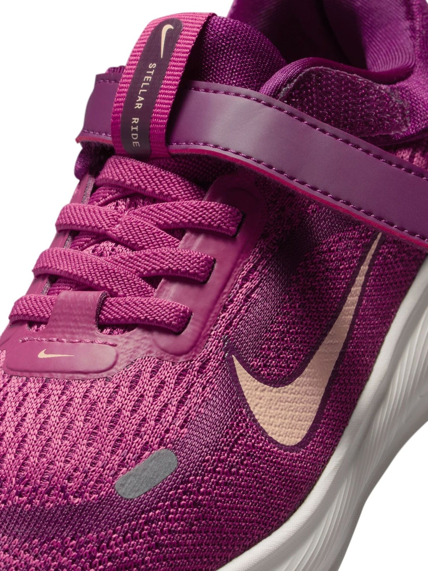 Nike Pink Beet and Bordeaux Red Junior Stellar Ride Trainers image 9