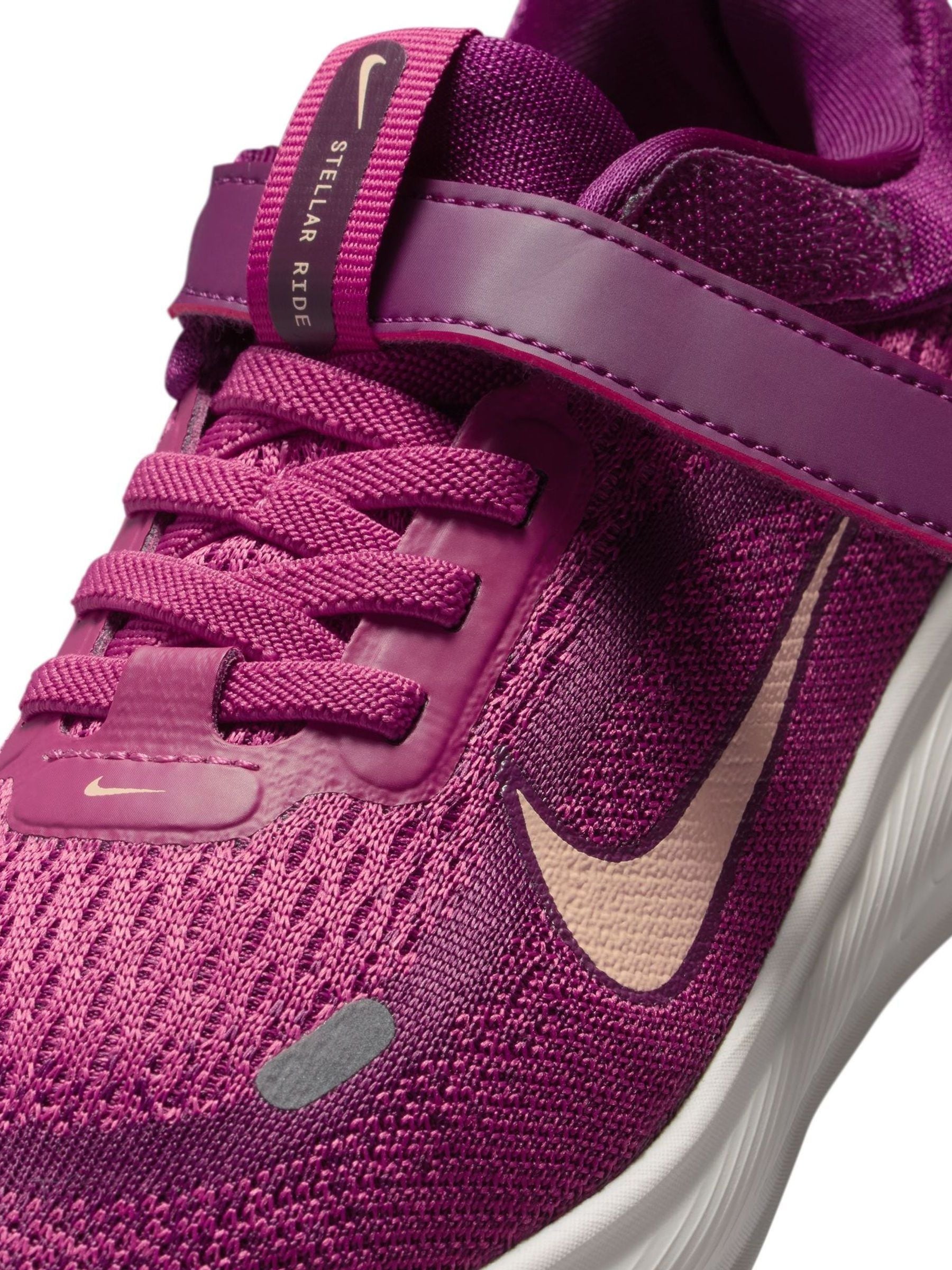 Nike Pink Beet and Bordeaux Red Junior Stellar Ride Trainers image 9