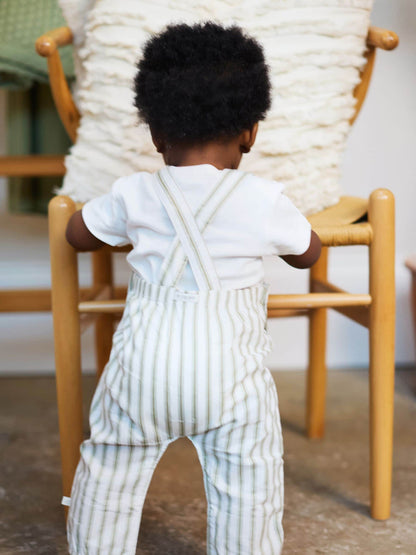 The Little Tailor Green Woven Dungarees And T-Shirt Set image 2