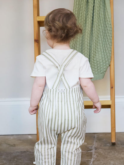 The Little Tailor Green Woven Dungarees And T-Shirt Set image 4