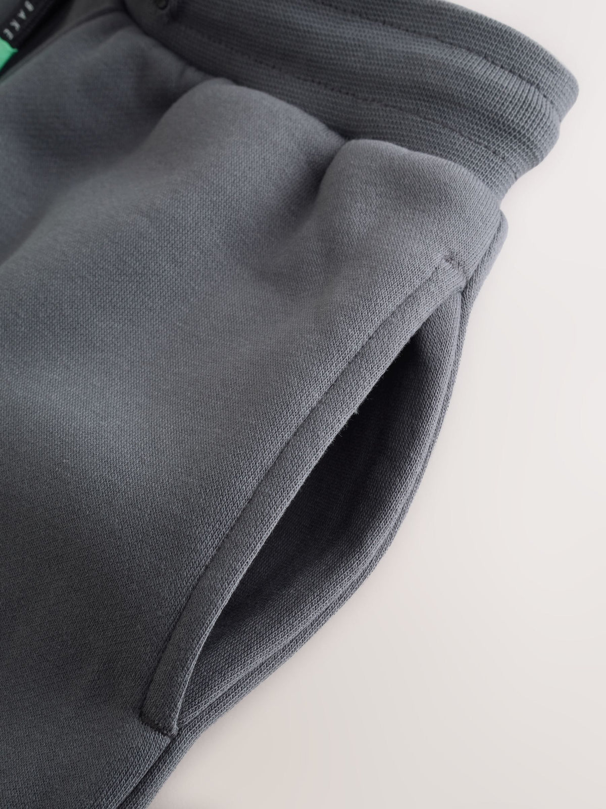 Baker by Ted Baker Sweatshirt and Cargo Joggers Set - image 17