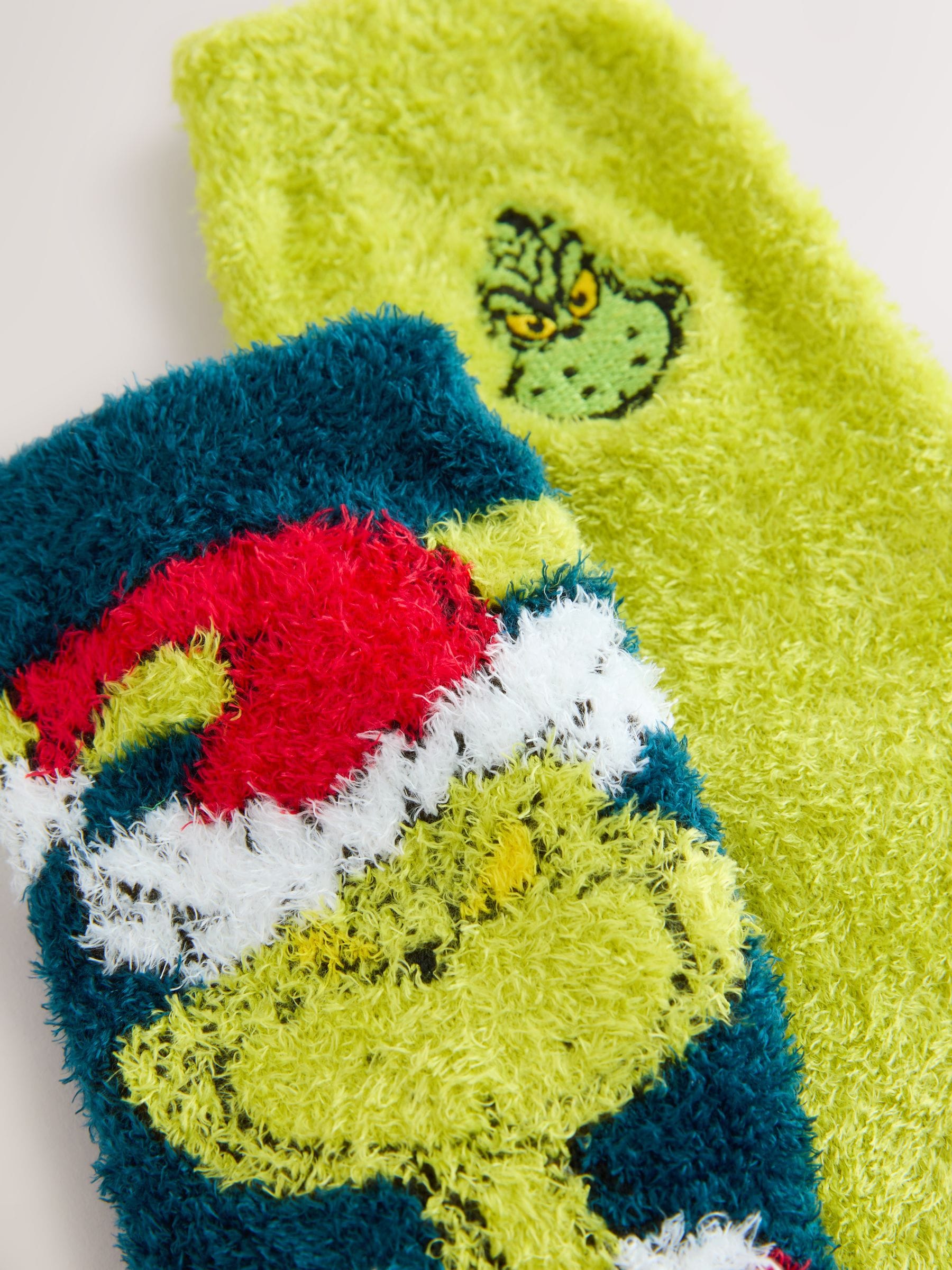 The Grinch Character Cosy Socks 2 Pack image 3