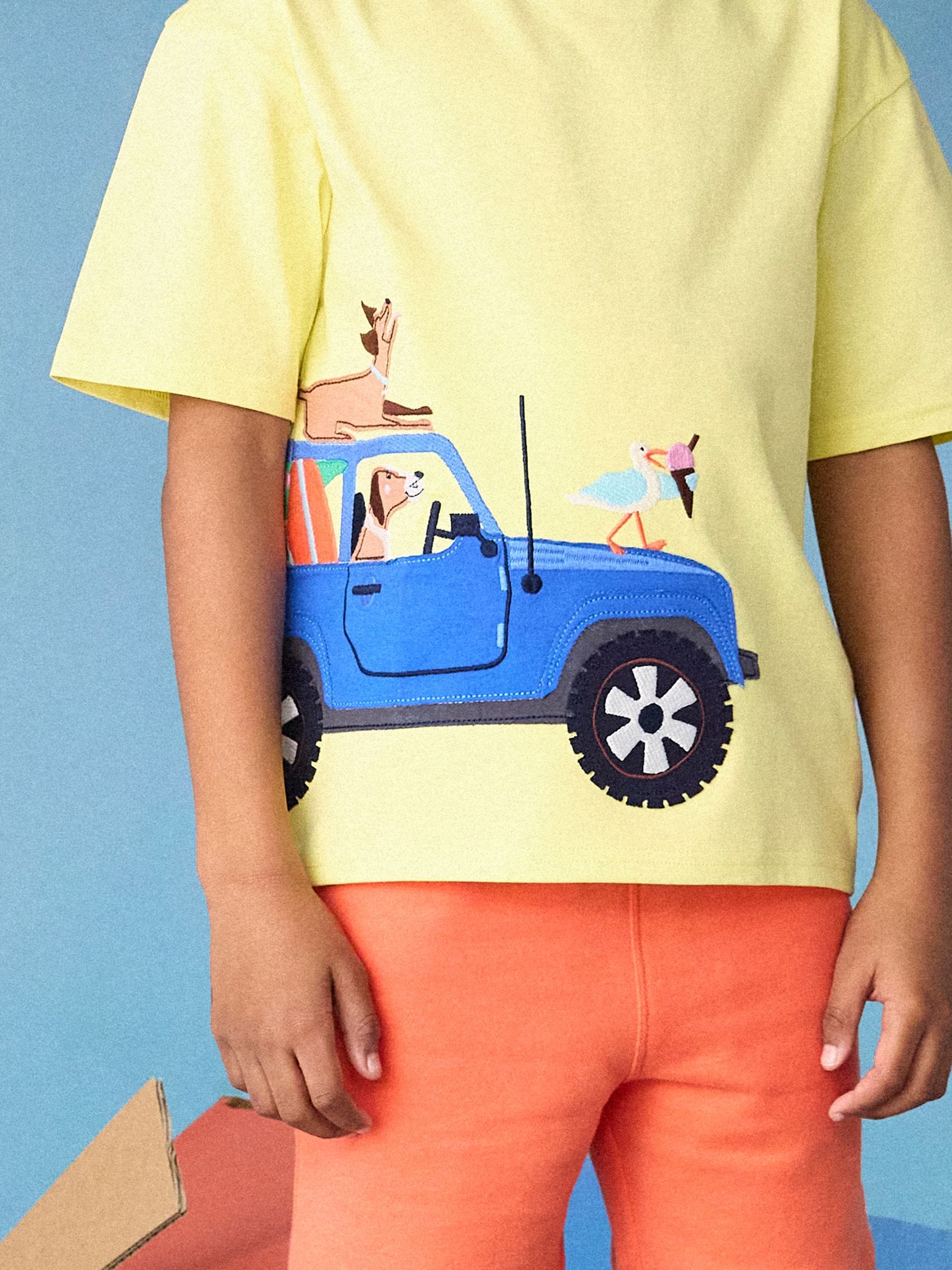 Joules Boys' Archie Yellow Applique Graphic T-Shirt image 2
