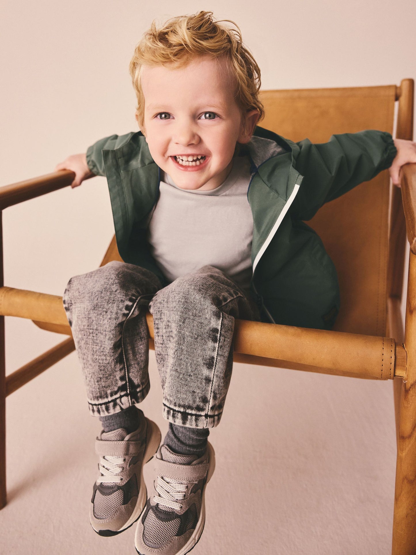 Dsiney Kidz - Sage Green Waterproof Cagoule Jacket (3mths-7yrs) image 2