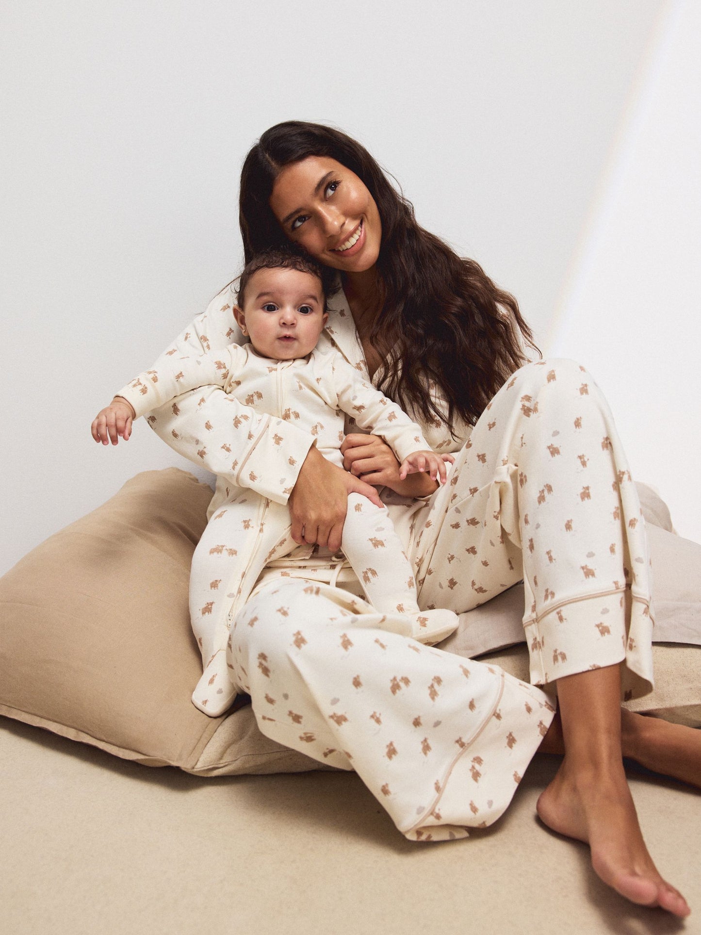 Neutral Hamish Two Way Zip Baby Sleepsuits 3 Pack (0-2yrs) image 3