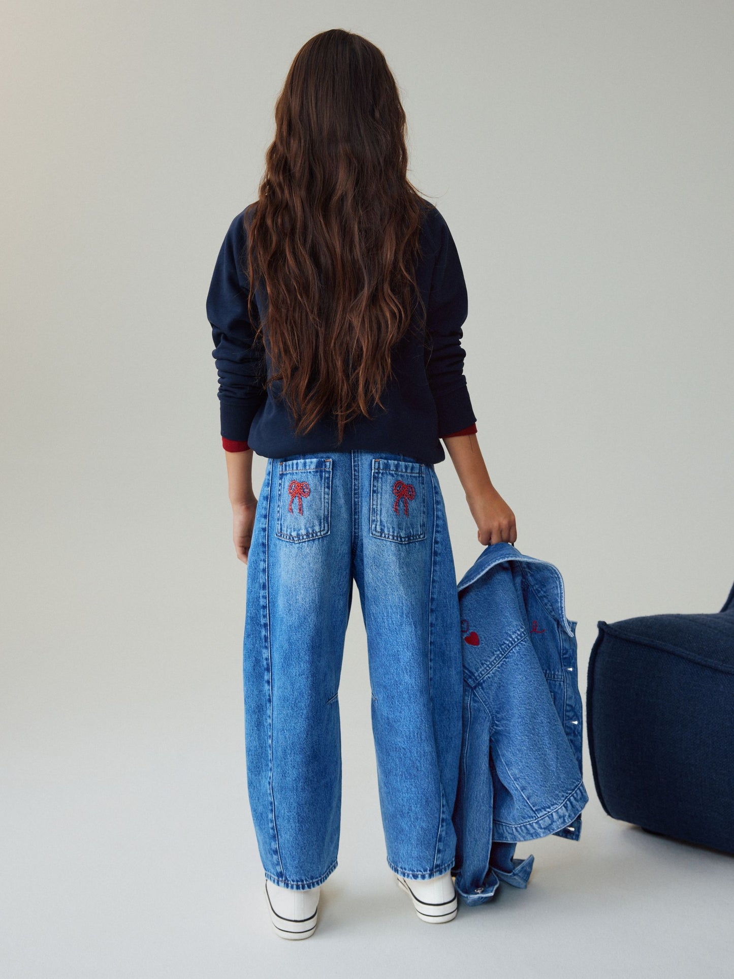 Dsiney Kidz - Mid Blue Embroidered Barrel Jeans (3-16yrs) image 3