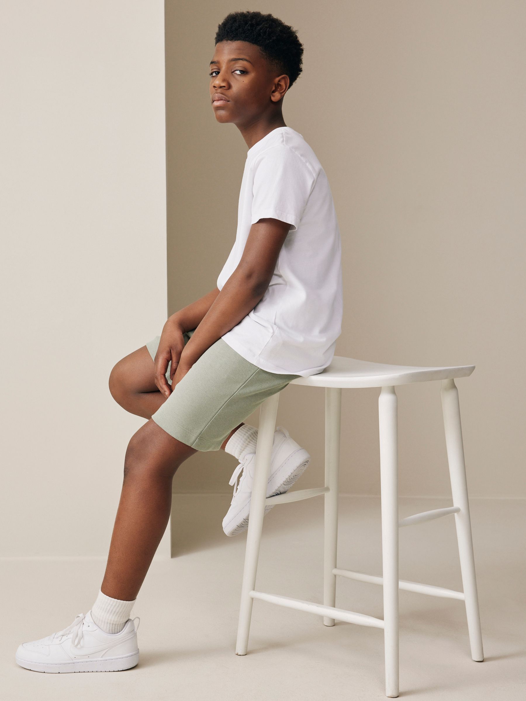 Dsiney Kidz - Green Texture Smart Shorts (3-16yrs) image 2