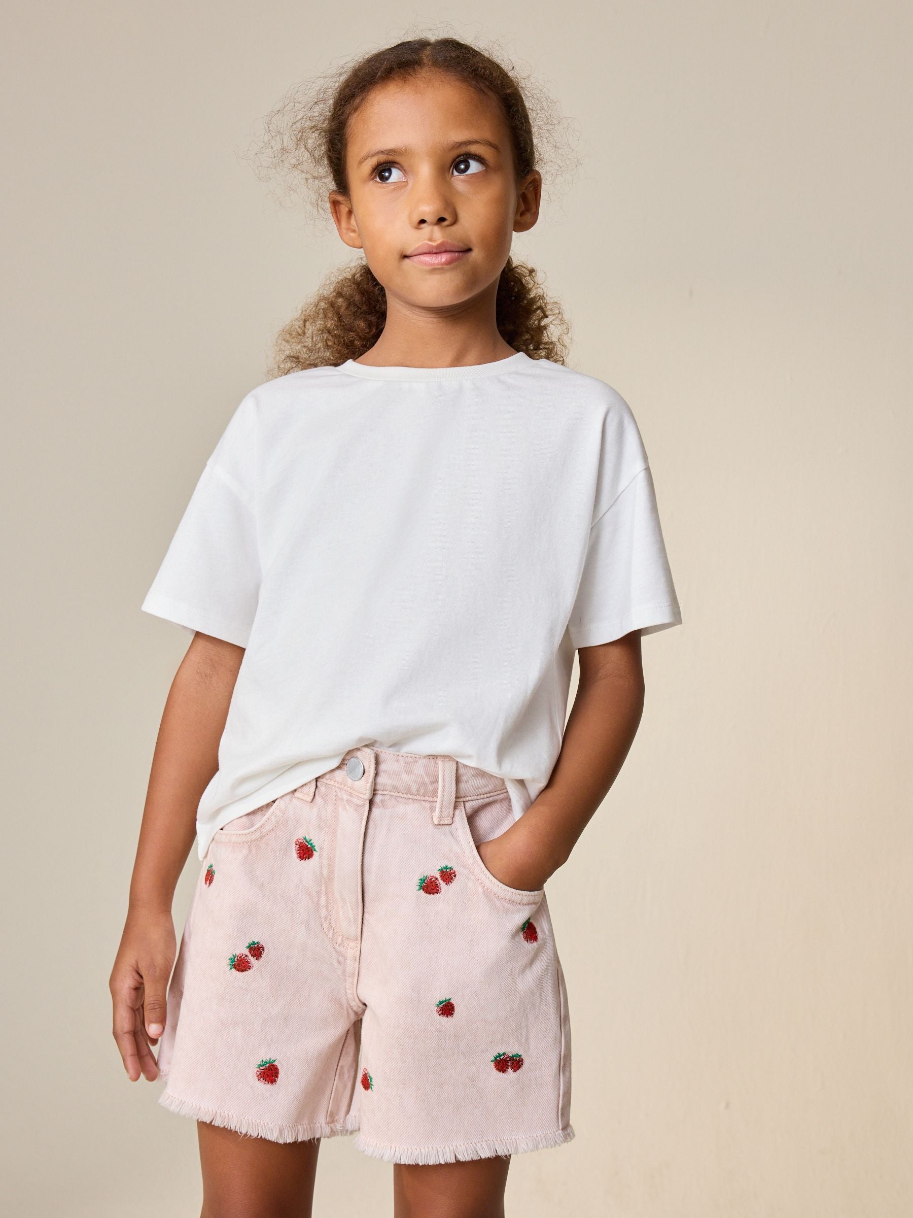 Dsiney Kidz - Pink Strawberry Embroidered Bermuda Shorts (3-16yrs) image 3