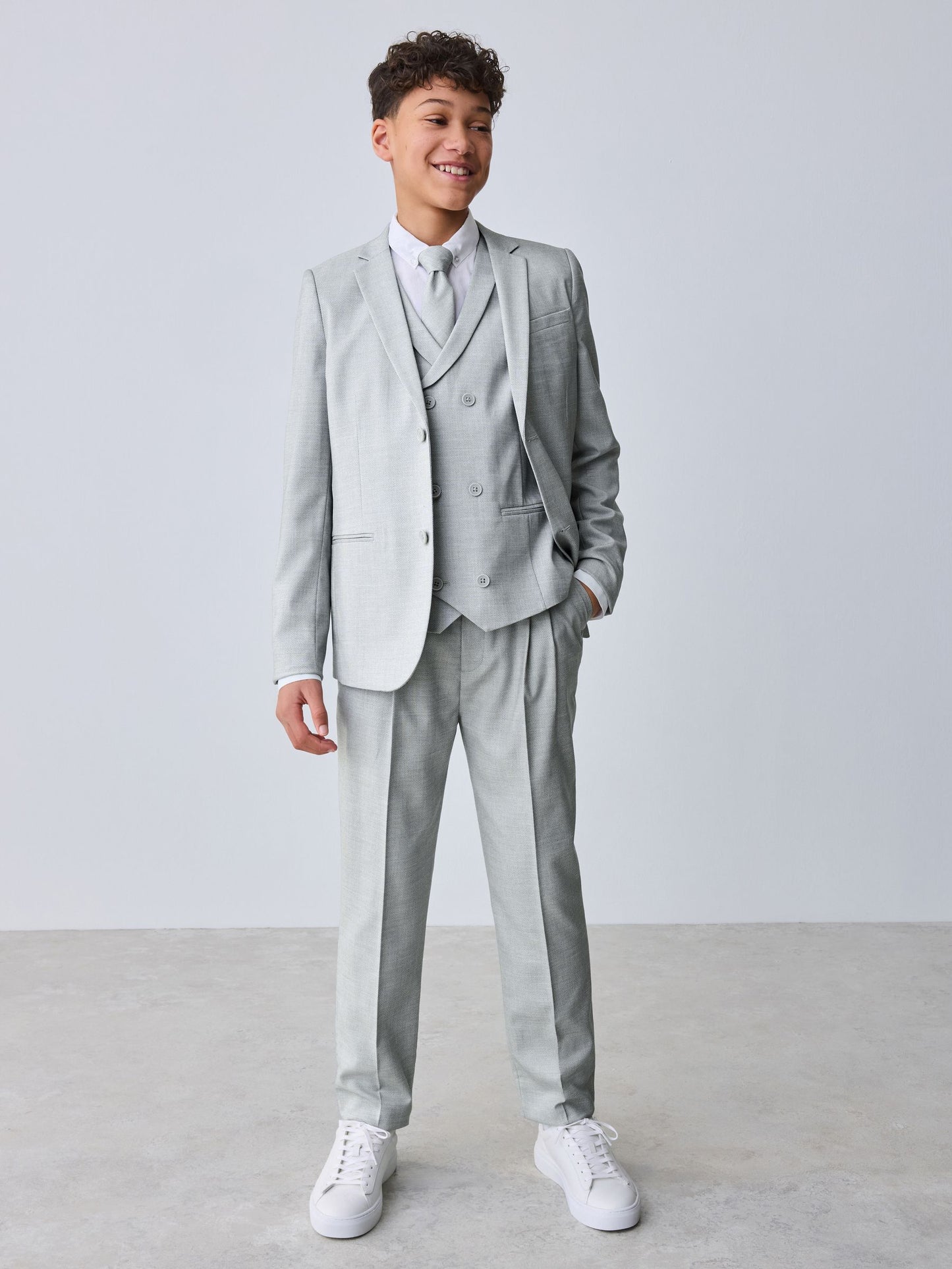 Baker by Ted Baker Waistcoat, Shirt And Tie Set image 3