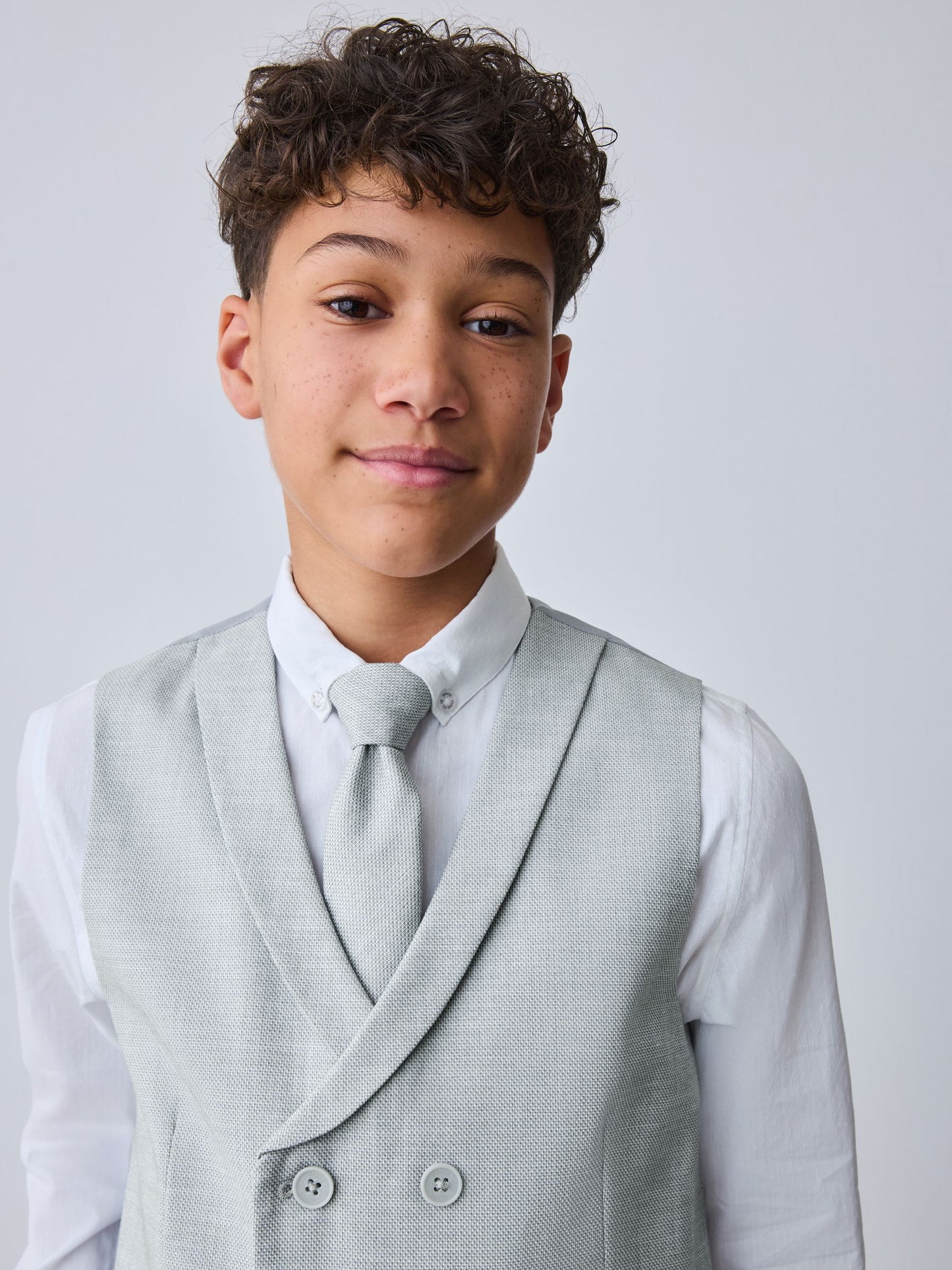 Baker by Ted Baker Waistcoat, Shirt And Tie Set image 5