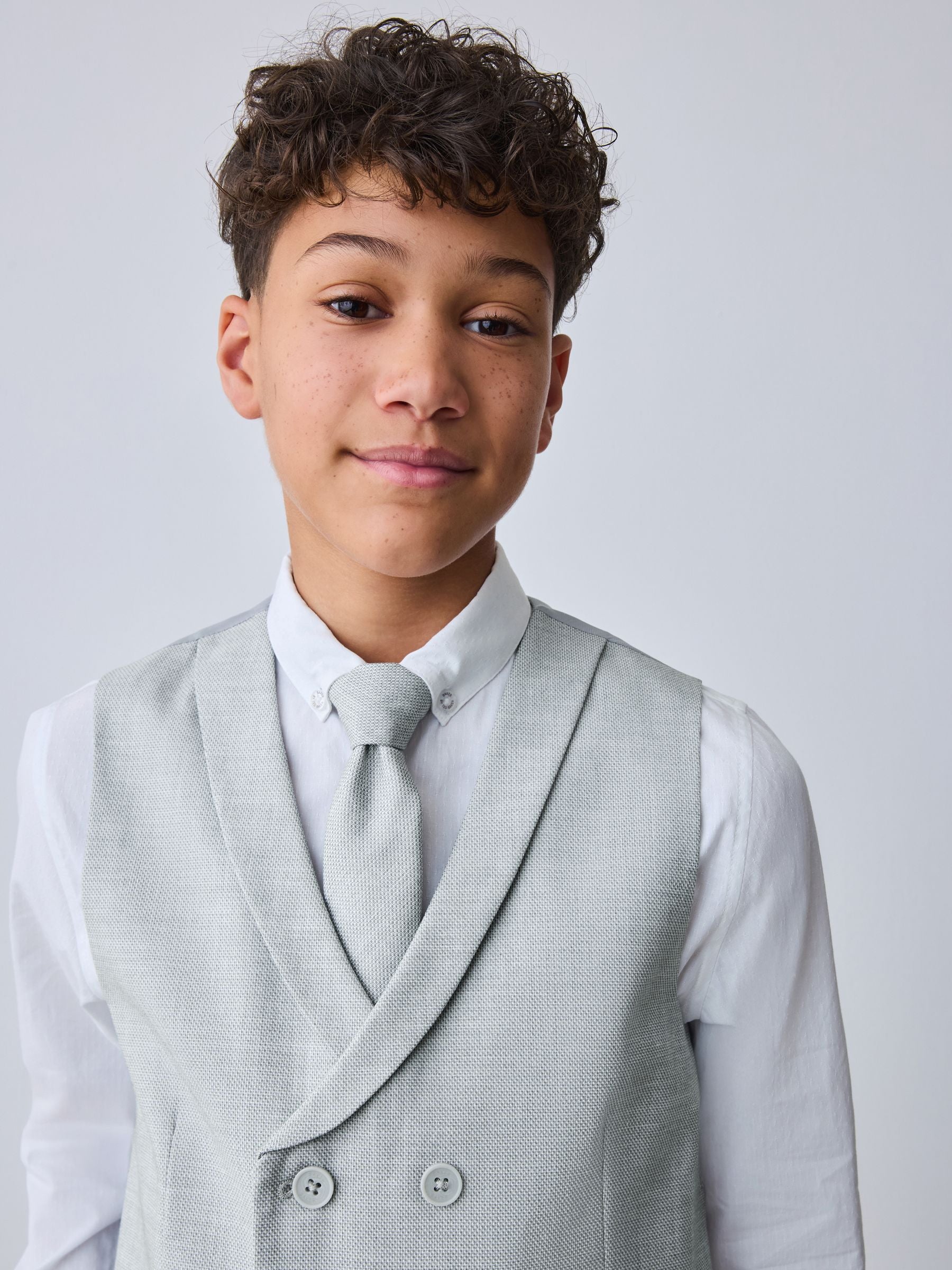 Baker by Ted Baker Waistcoat, Shirt And Tie Set image 5
