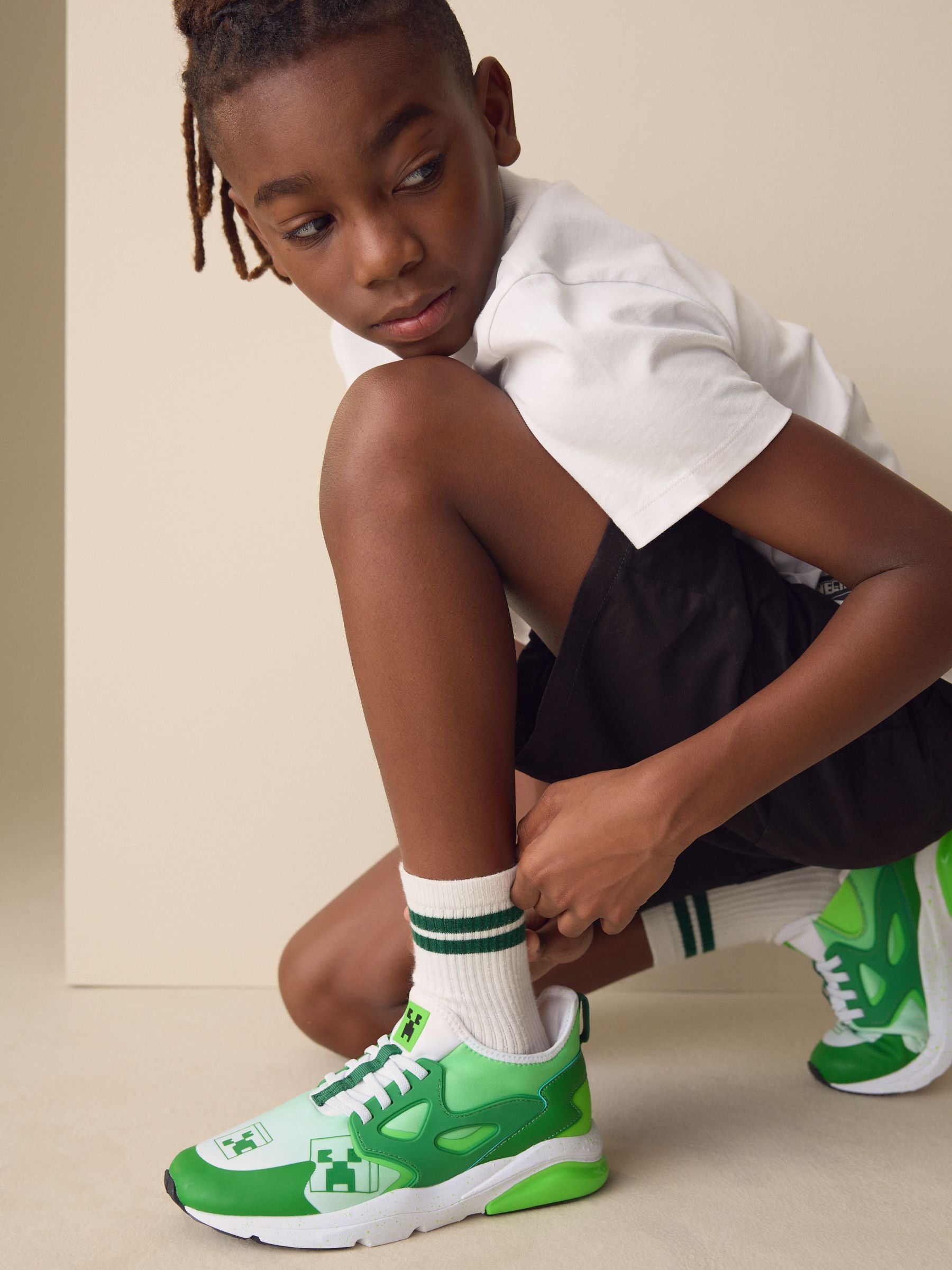 Dsiney Kidz - Green/White Standard Fit (F) Minecraft Elastic Lace Trainers image 1