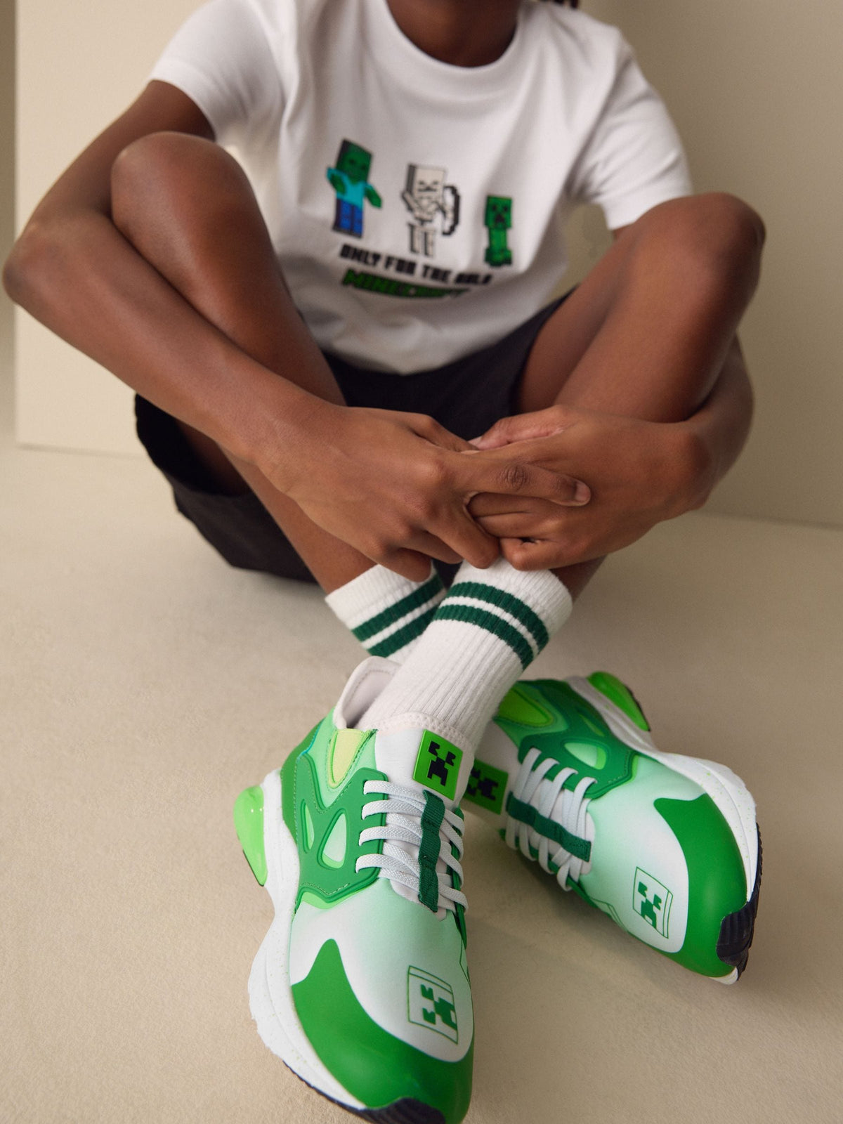 Dsiney Kidz - Green/White Standard Fit (F) Minecraft Elastic Lace Trainers image 3