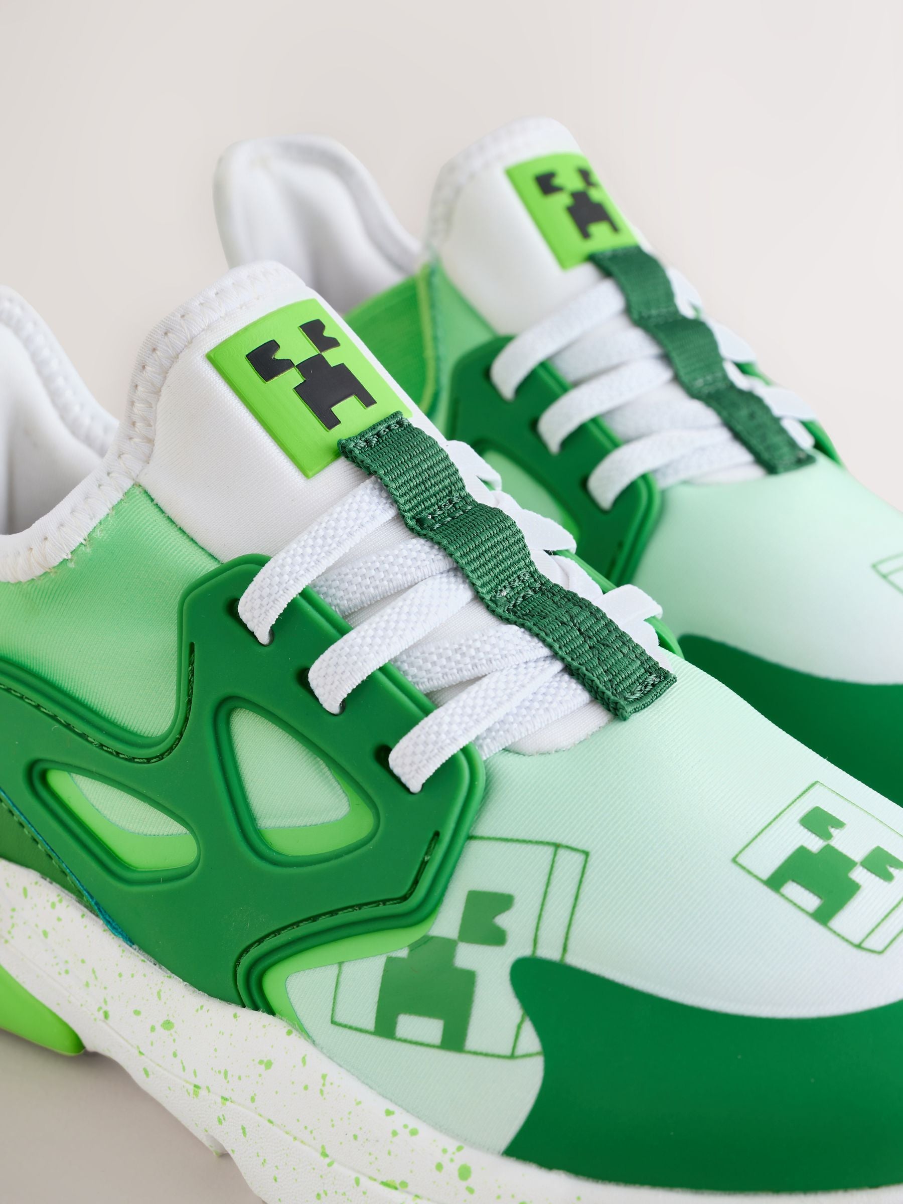 Dsiney Kidz - Green/White Standard Fit (F) Minecraft Elastic Lace Trainers image 8