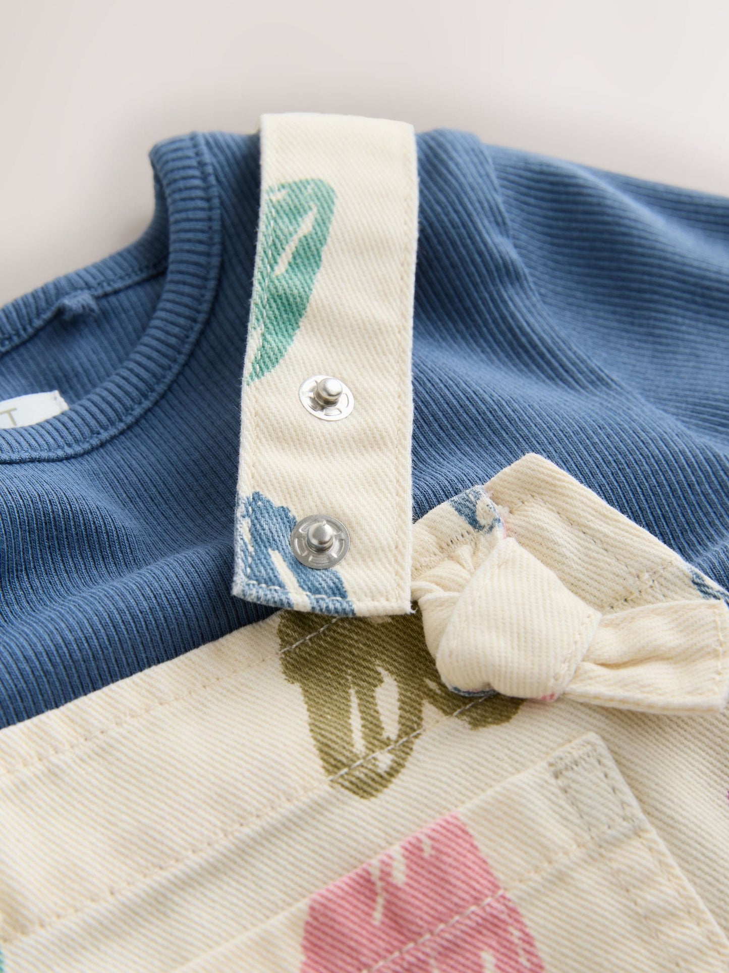 Ecru Heart Print Dungarees and T-Shirt Set (3mths-7yrs) image 9