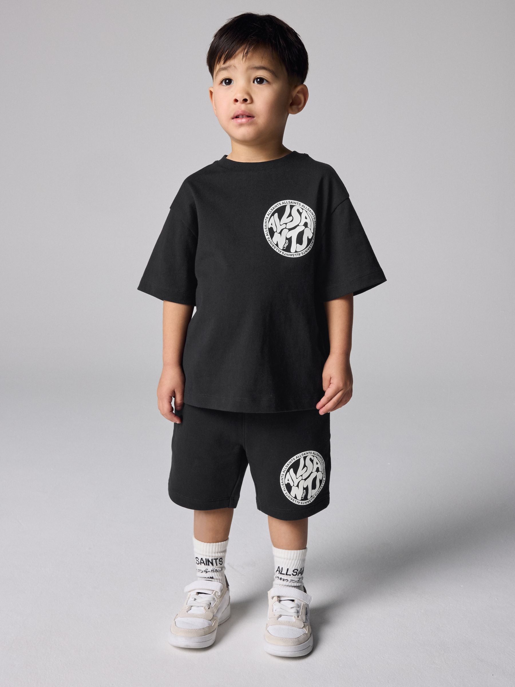 Dsiney Kidz - smALLSAINTS Black Distortion T-Shirt and Sweat Shorts Set image 2