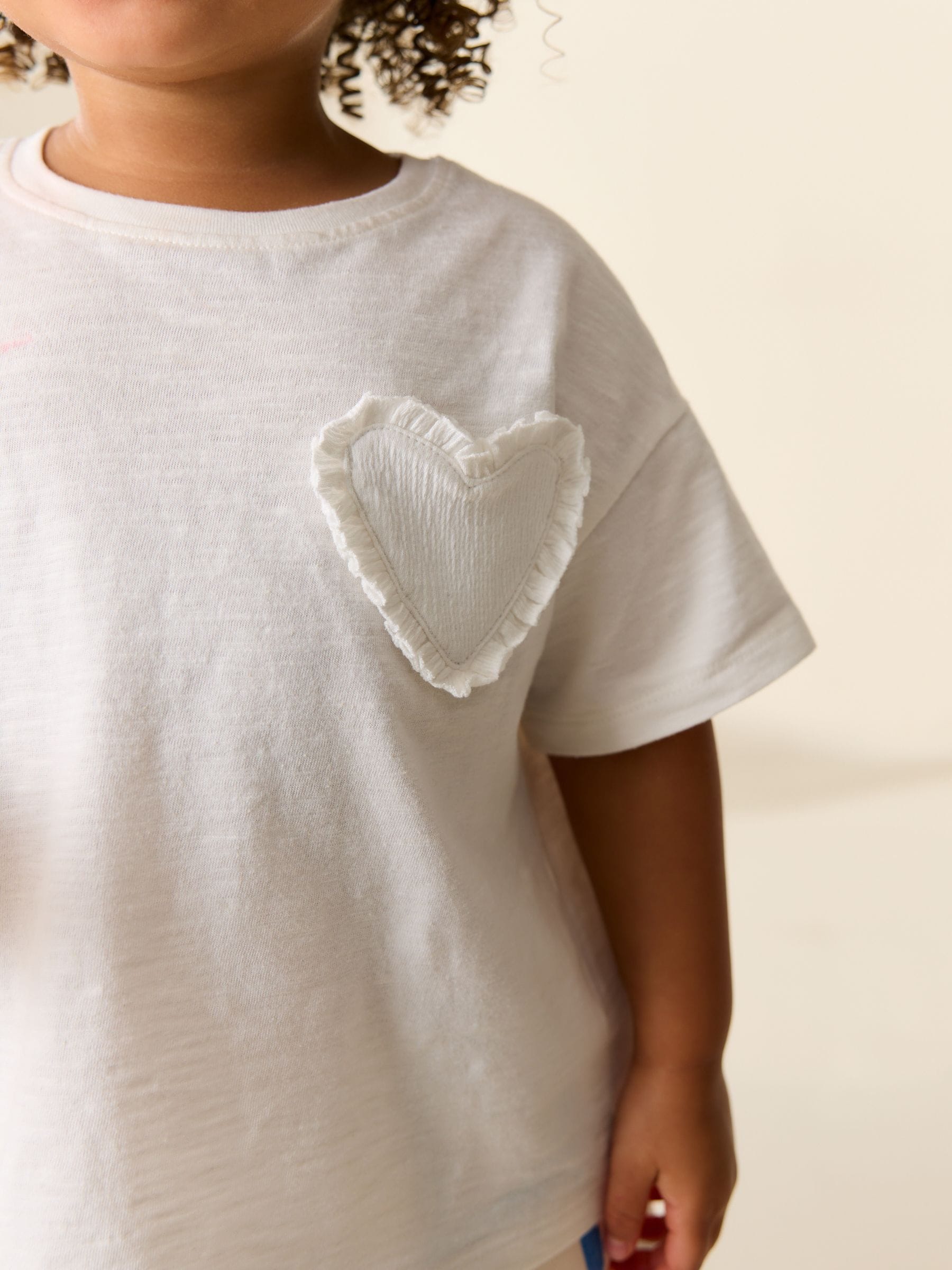White Short Sleeve Pocket T-Shirt (3mths-7yrs) image 4