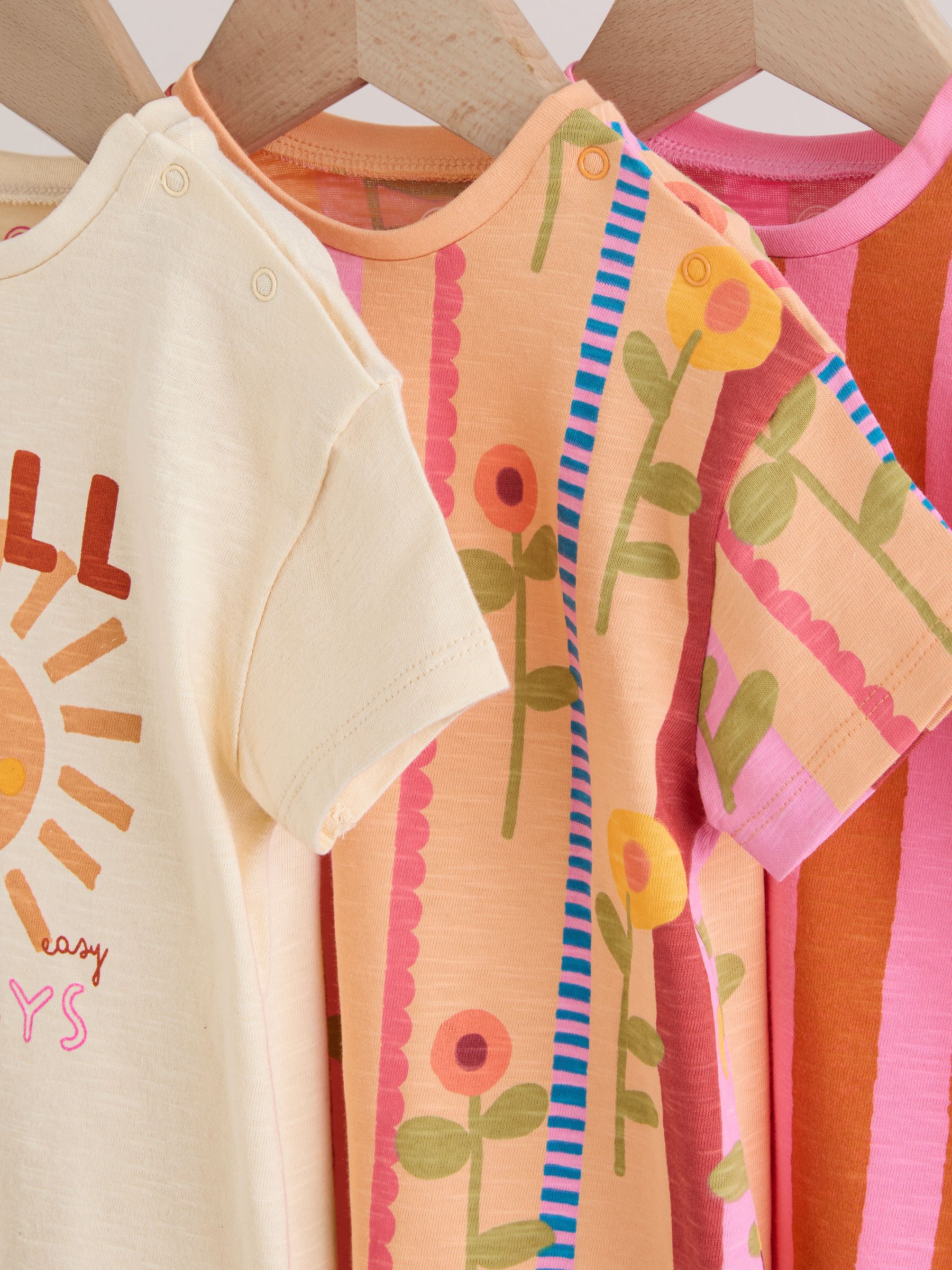Red Sunbaked Patterened Jersey Baby Rompers 3 Pack image 7