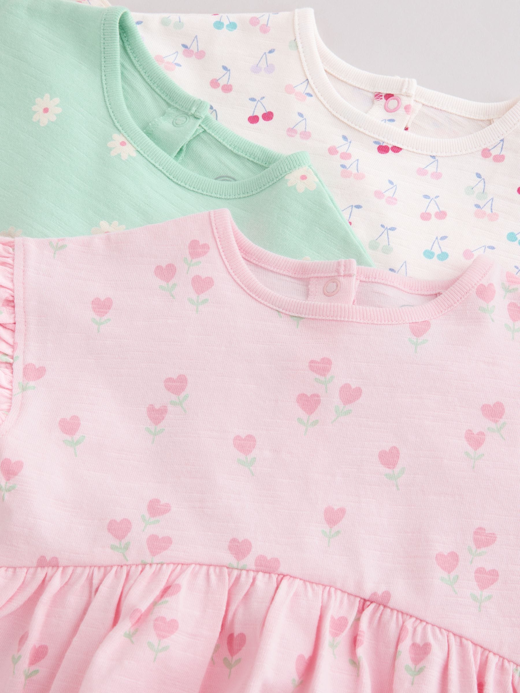 Pink Heart Printed Jersey Baby Rompers 3 Pack image 9