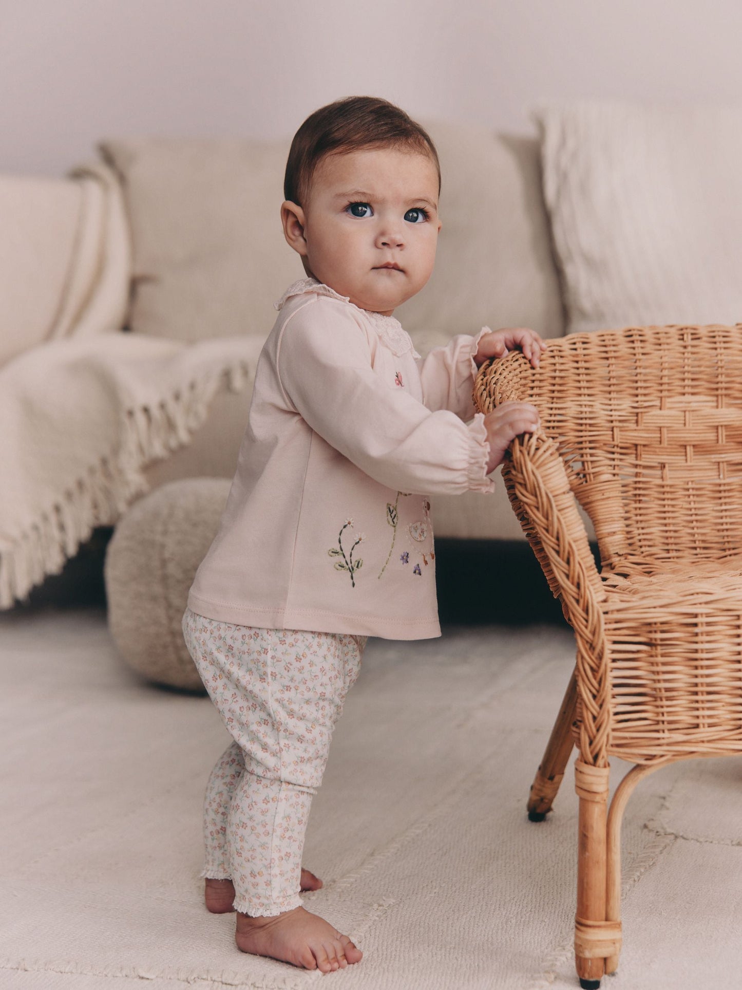 Pink Bunny Long Sleeve Top and Legging Baby 2 Piece Set (0mths-2yrs) image 3