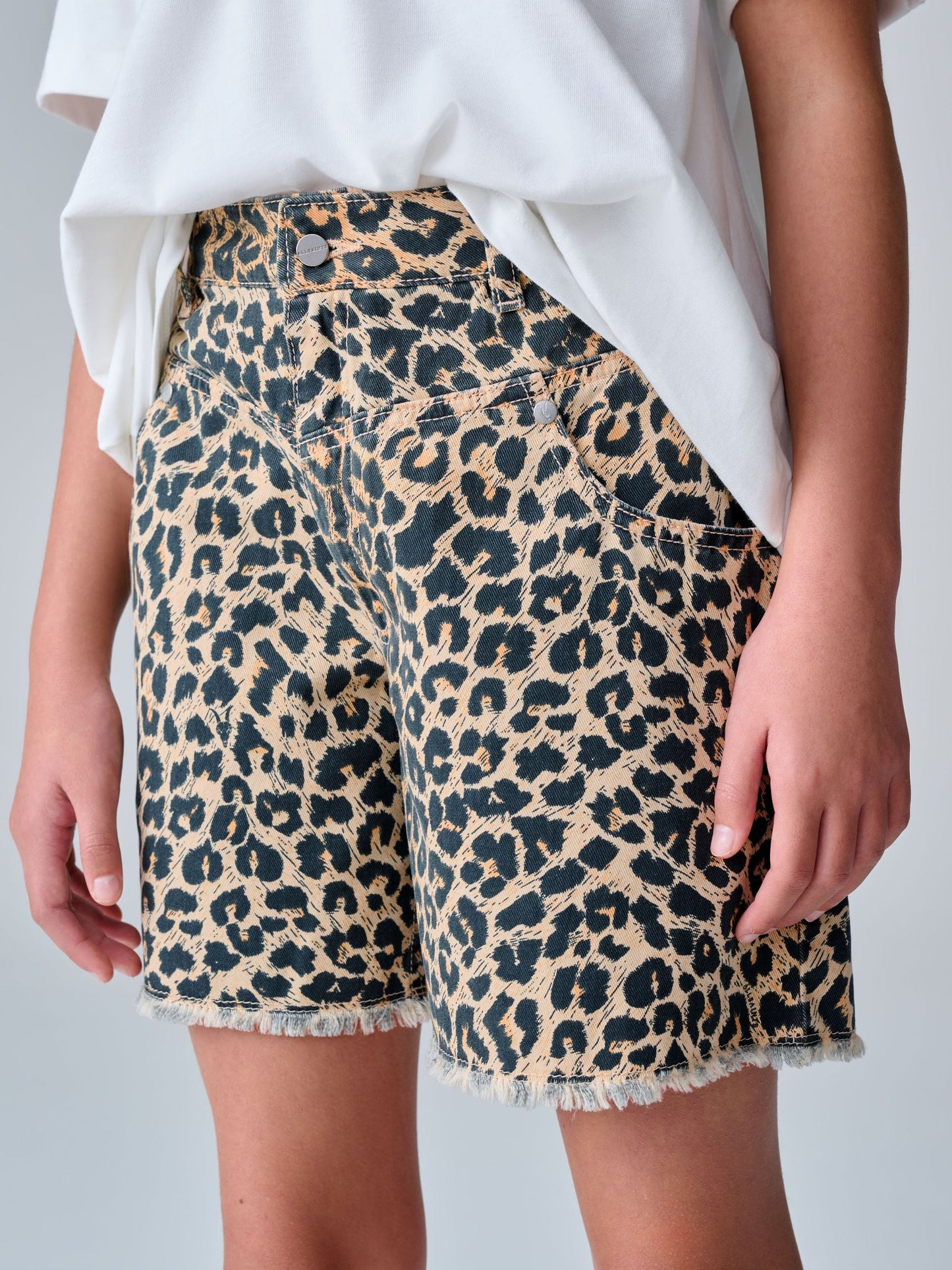 Dsiney Kidz - smALLSAINTS Leopard Emmy High Waisted Denim Shorts image 1