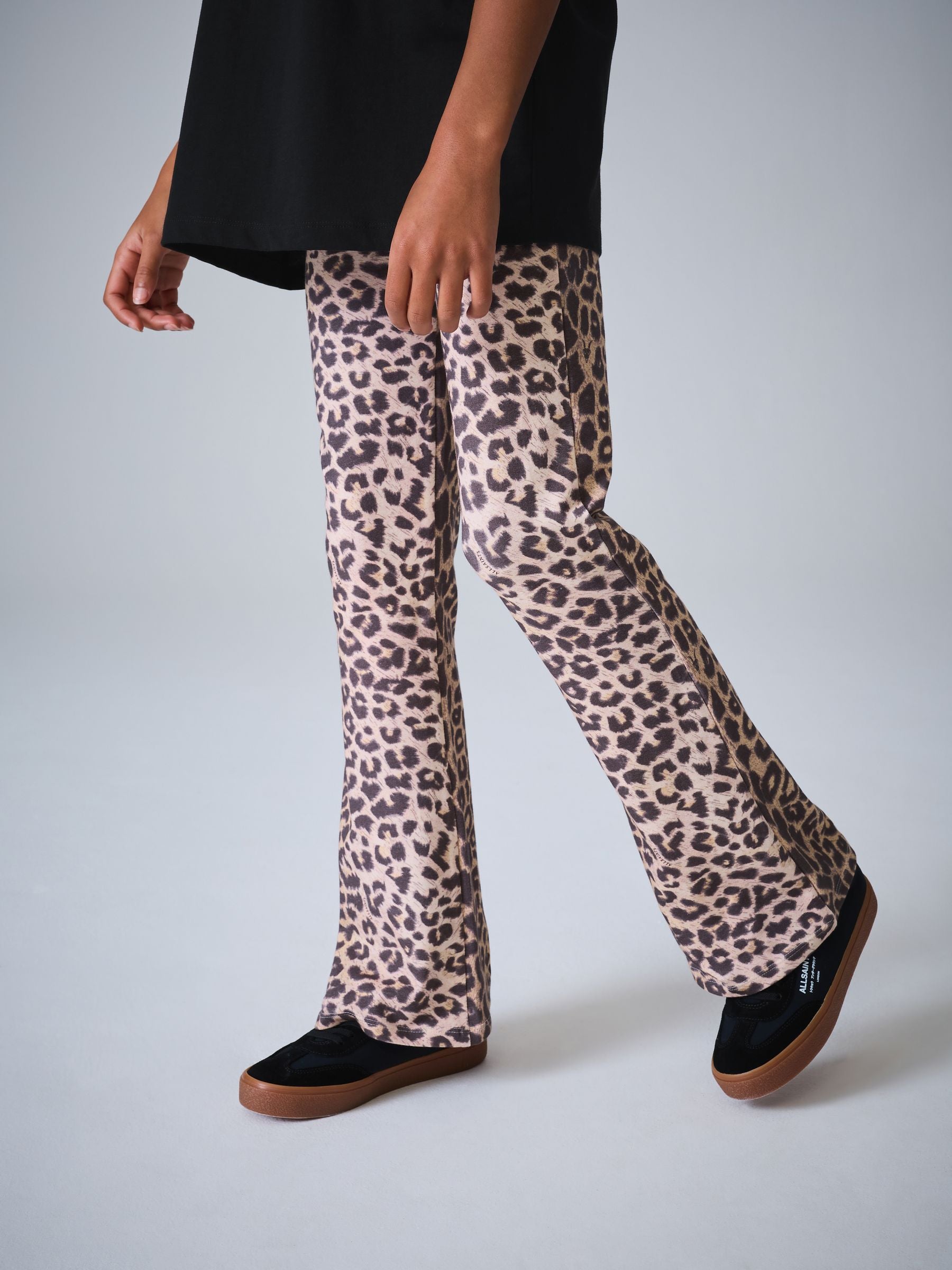 Dsiney Kidz - smALLSAINTS Leopard Lover Oversized T-Shirt and Flared Leggings Set image 6