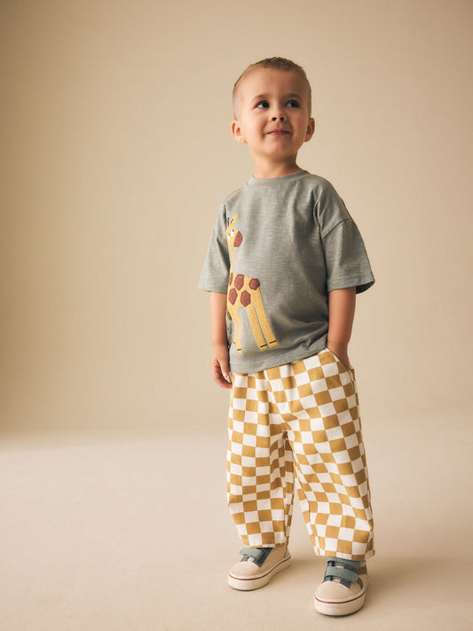 Green Giraffe Short Sleeve Appliqué T-Shirt (3mths-7yrs) image 3