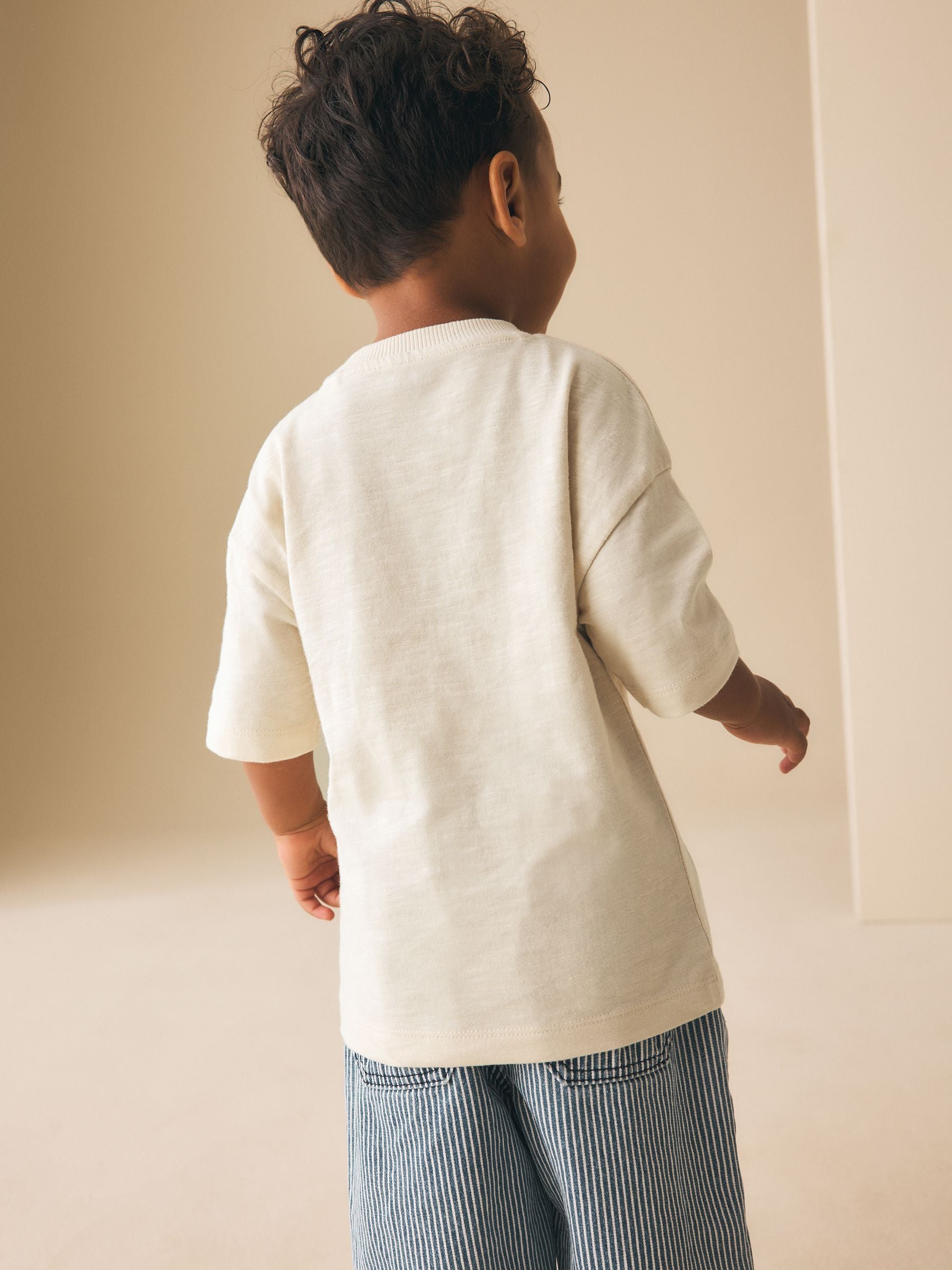 Neutral Safari Animals Short Sleeve 3D Padded T-Shirt (3mths-7yrs) image 3