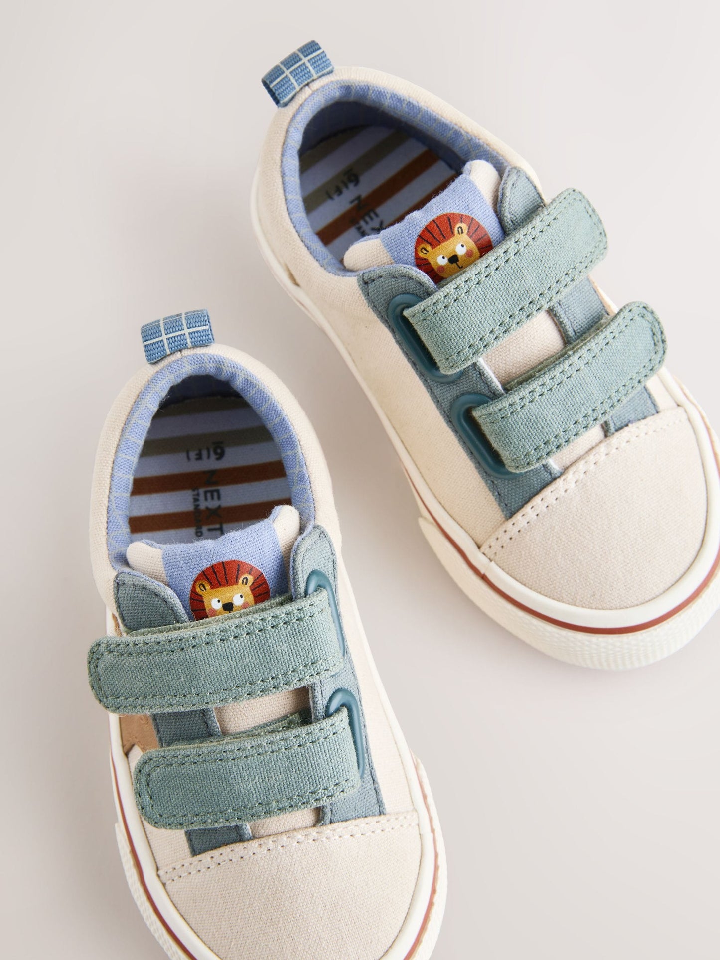 Neutral Wide Fit (G) Touch Fastening Trainers image 4