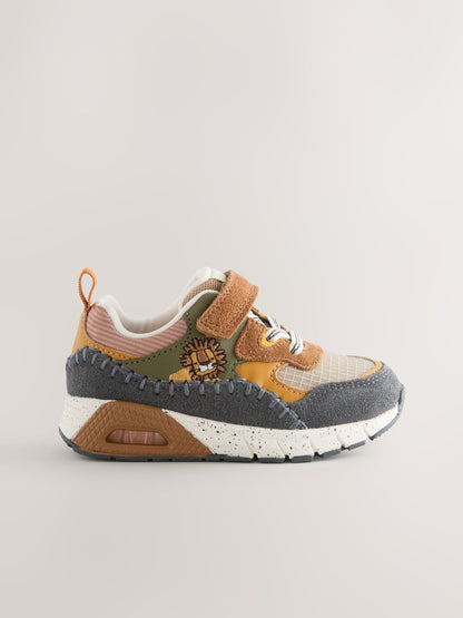 Brown Lion Standard Fit (F) Elastic Lace Trainers image 6