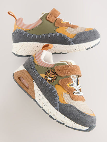 Brown Lion Standard Fit (F) Elastic Lace Trainers image 7