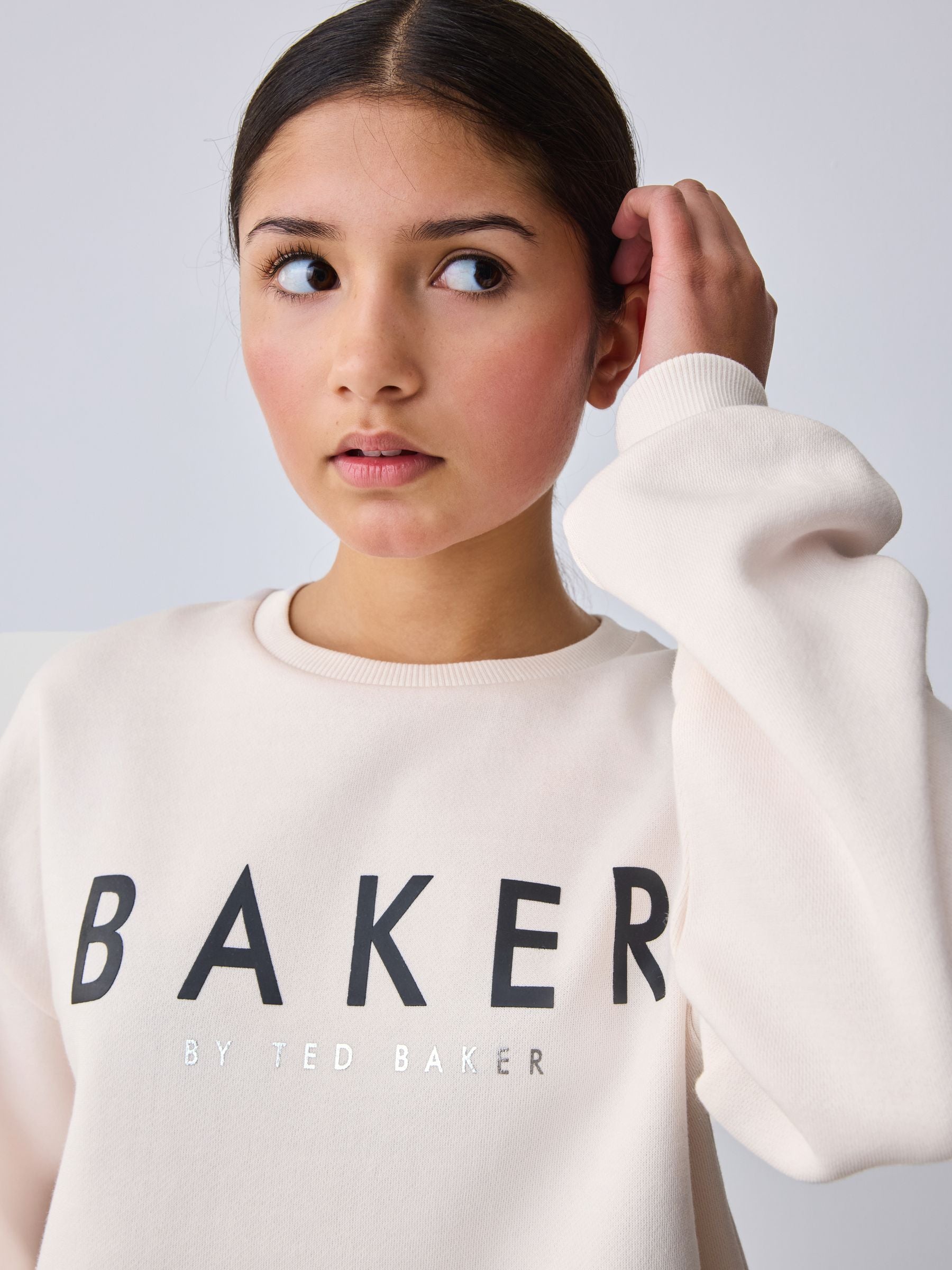 Baker by Ted Baker Cream 2 Piece Bow Applique Sweat & Wide Leg Joggers Set image 3