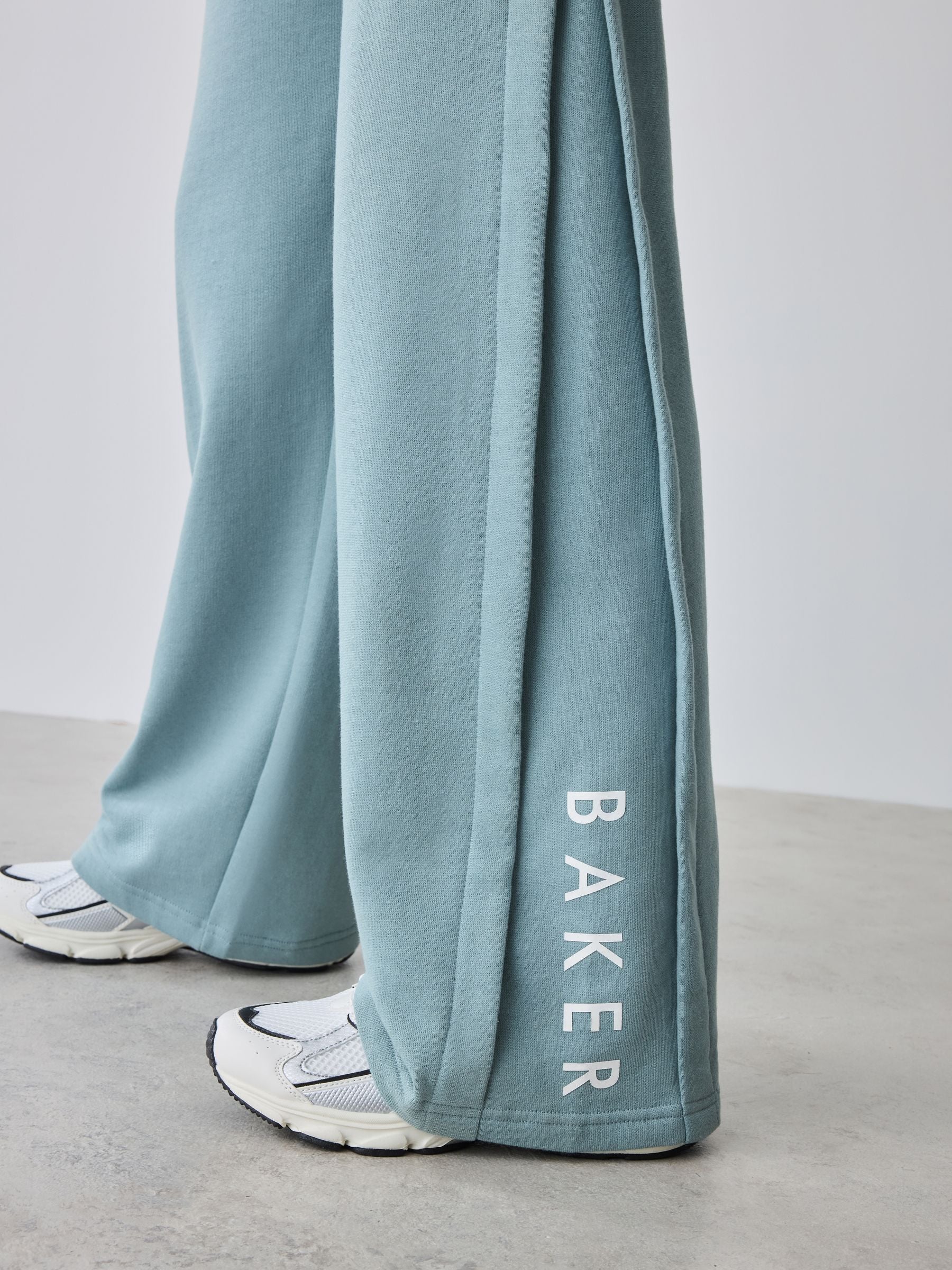 Baker by Ted Baker 3 Piece Blue Vest Hoodie & Wide Leg Joggers Set image 8