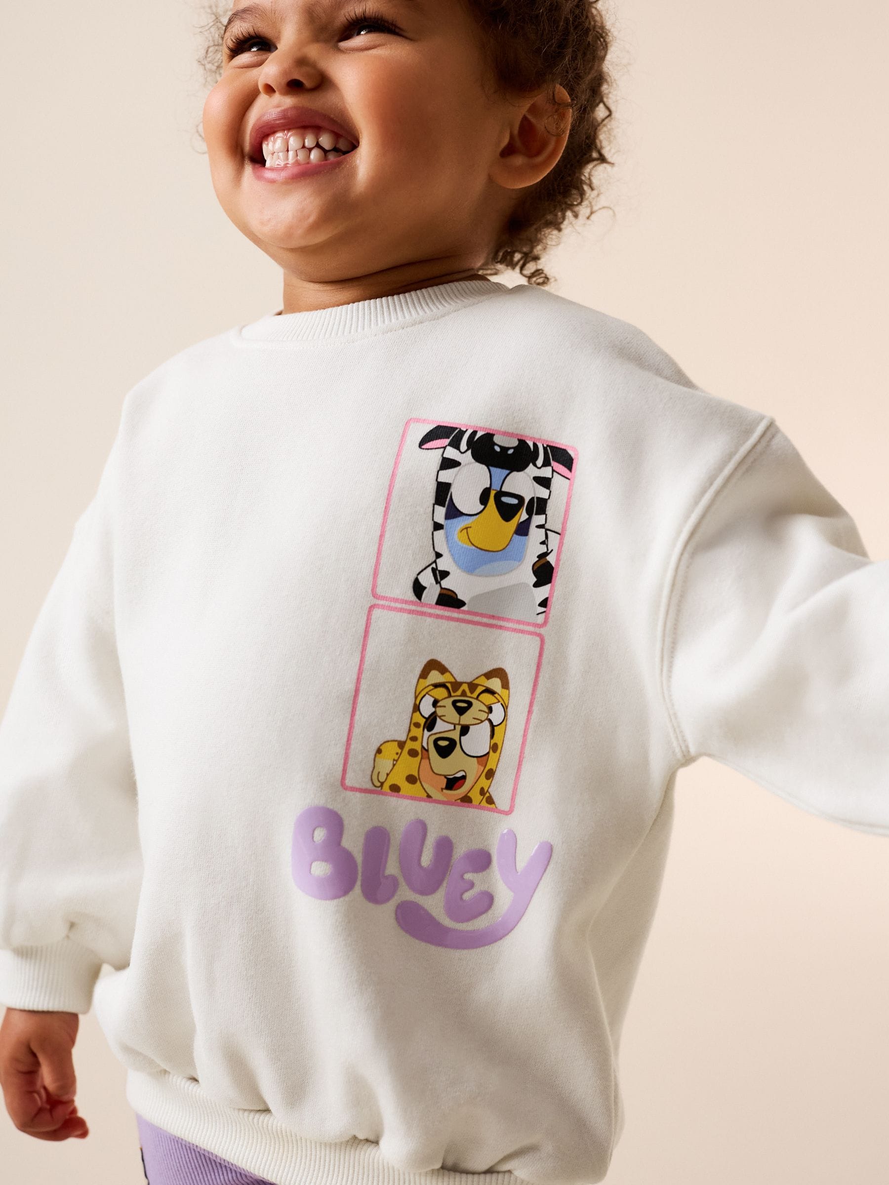 Cream Bluey Shorts Set (12mths-7yrs) image 3