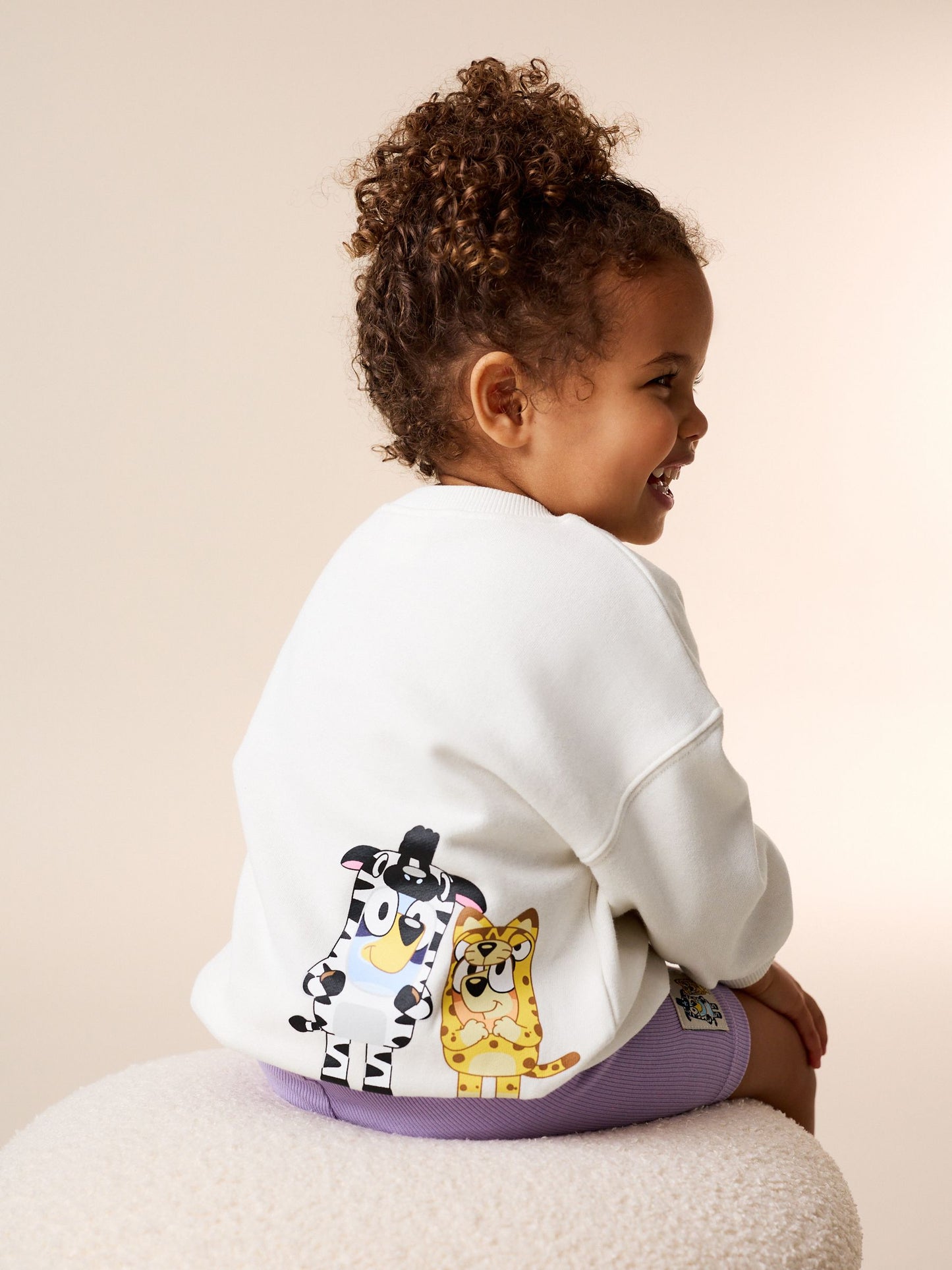 Cream Bluey Shorts Set (12mths-7yrs) image 4