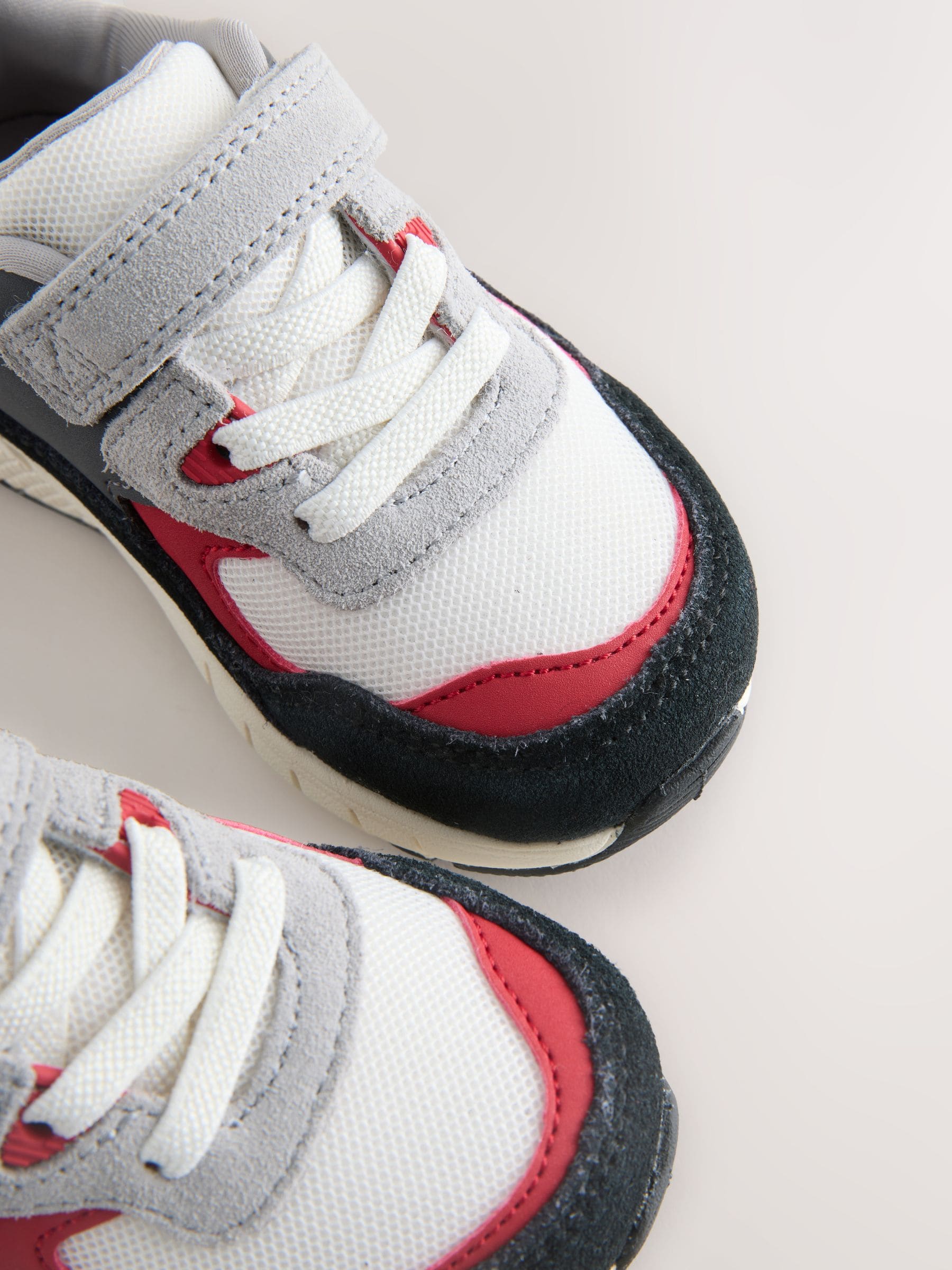 Black/Red Standard Fit (F) Elastic Lace Trainers image 8