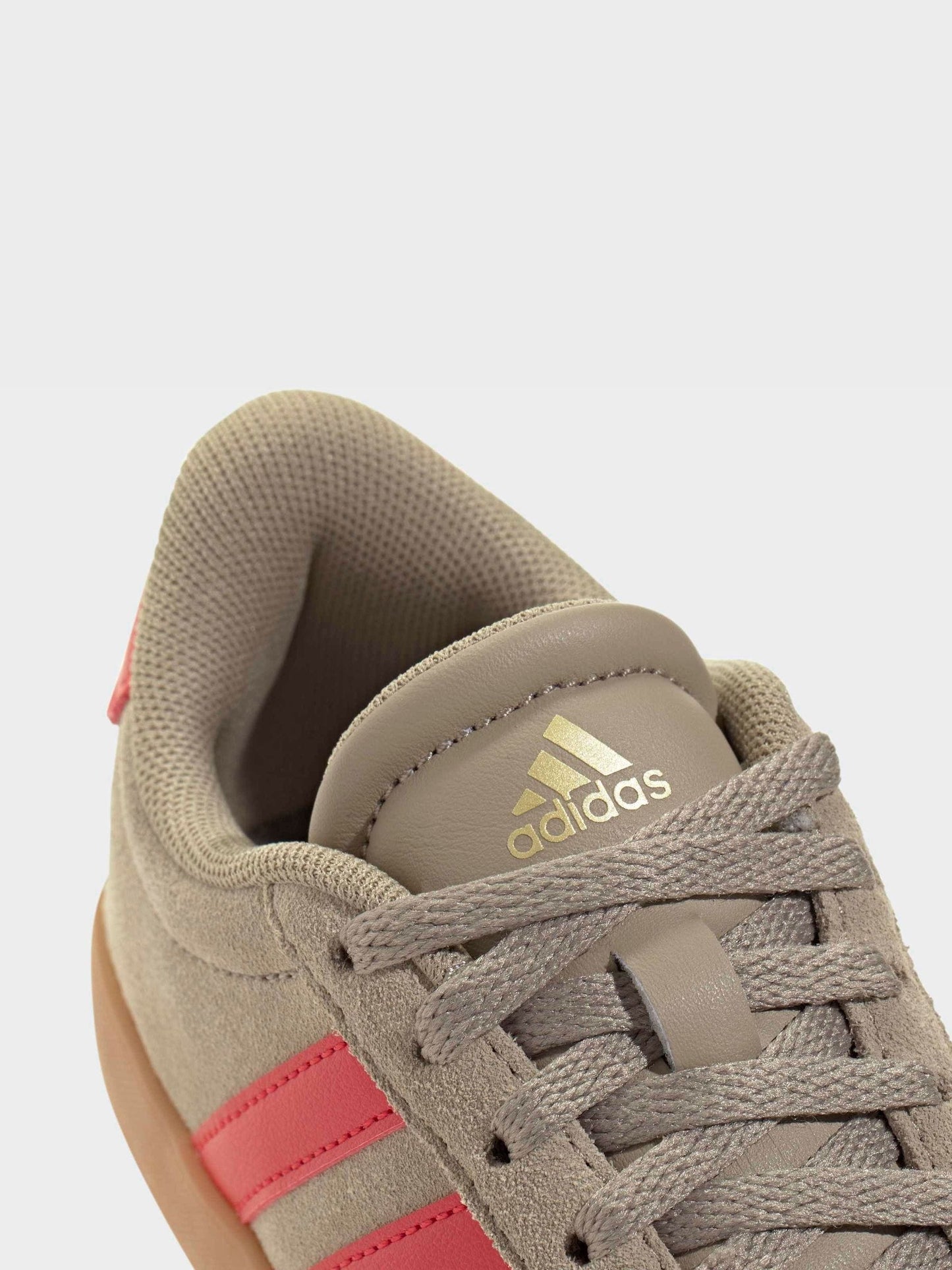 adidas Brown/Red VL Court 3.0 Trainers image 8