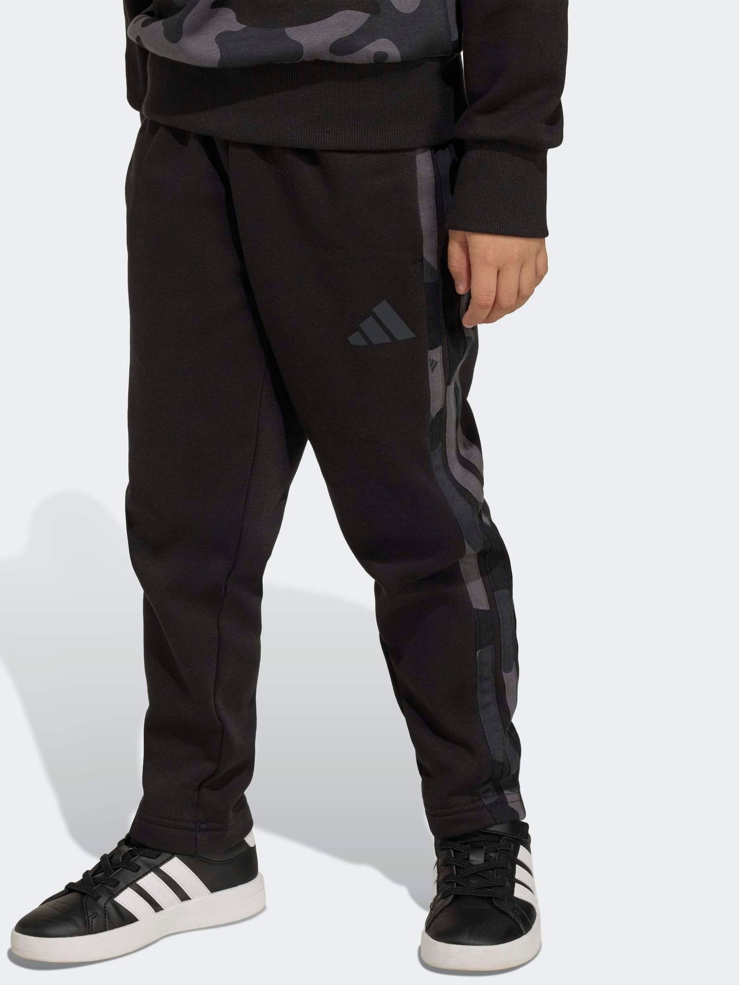 Dsiney Kidz - adidas Black Ground Essentials Camo Fleece Joggers Set Little Kids image 4