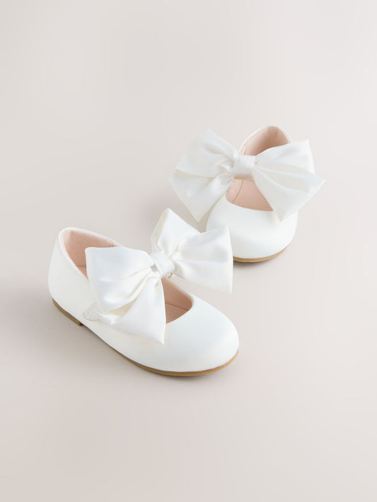 Dsiney Kidz - White Standard Fit (F) Bow Satin Flower Occasion Mary Jane Shoes image 1