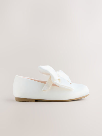 White Wide Fit (G) Bow Satin Flower Occasion Mary Jane Shoes image 2
