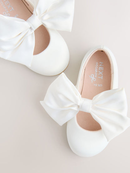 White Wide Fit (G) Bow Satin Flower Occasion Mary Jane Shoes image 3