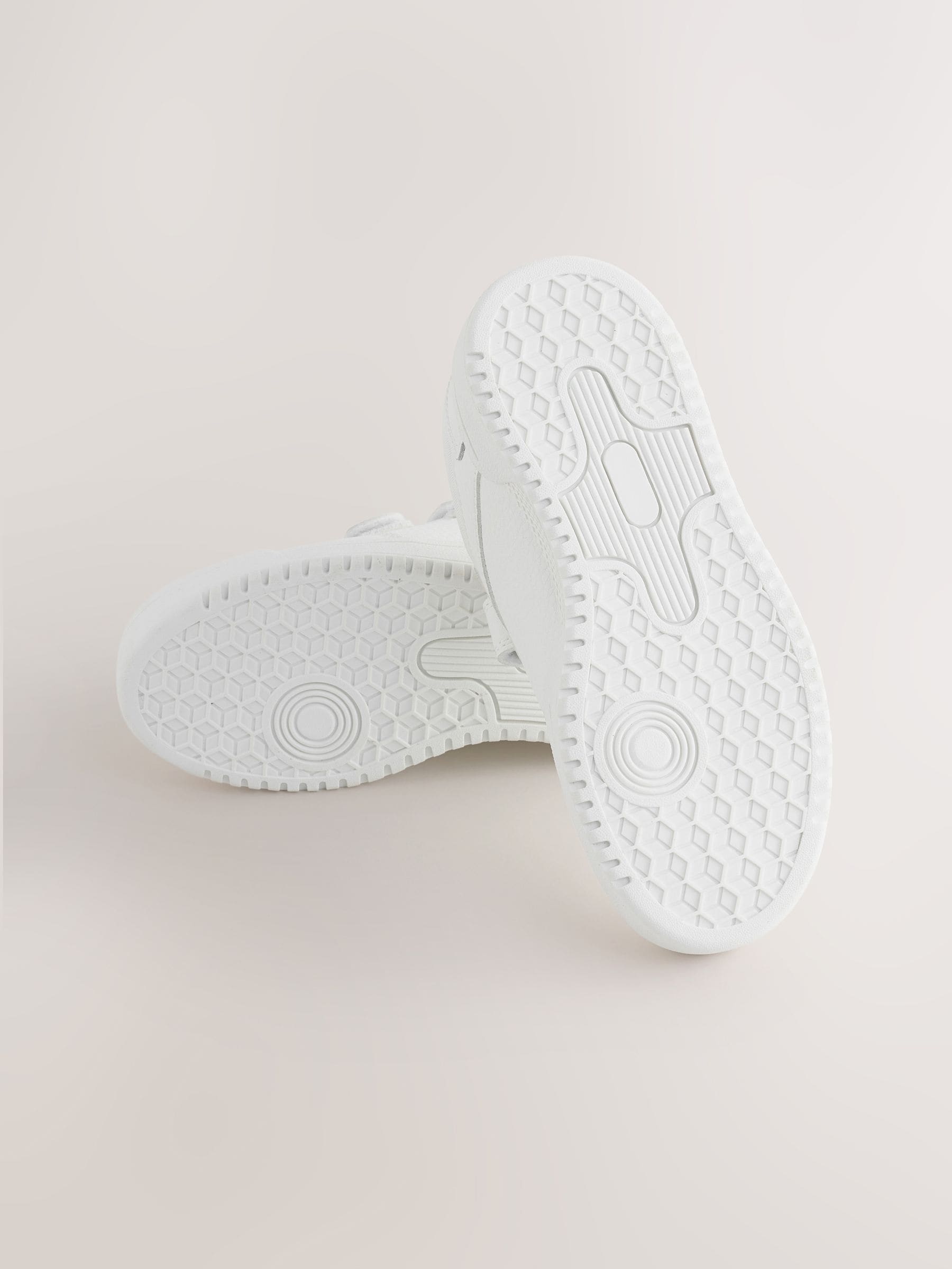 White Standard Fit (F) 2 Straps Touch Fastening School Shoes image 4