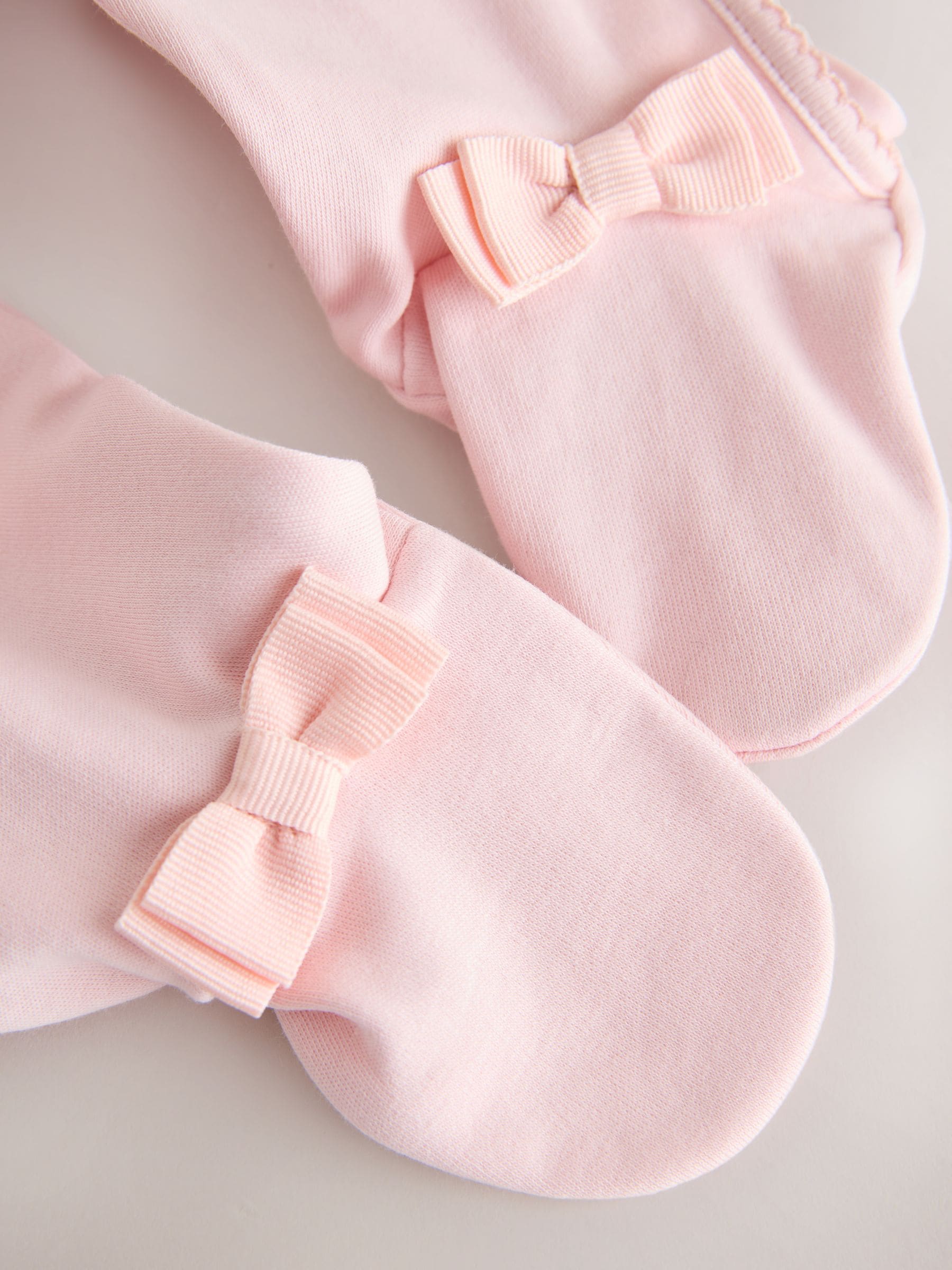 Baker by Ted Baker 6 Piece Baby Layette Gift Set image 4