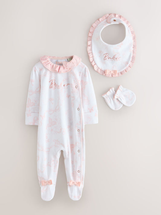 Baker by Ted Baker 6 Piece Baby Layette Gift Set image 2